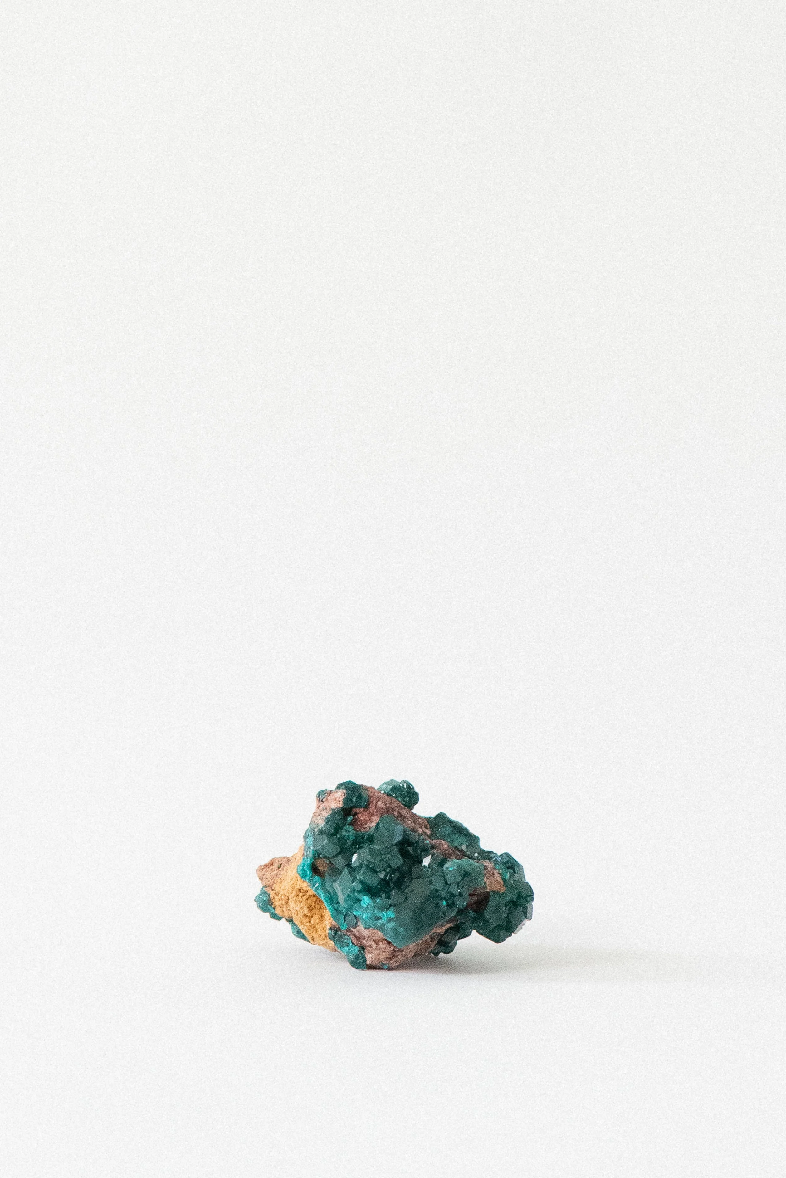 Crystal-Voyager-Dioptase-Republic-of-the-Congo-2.jpg