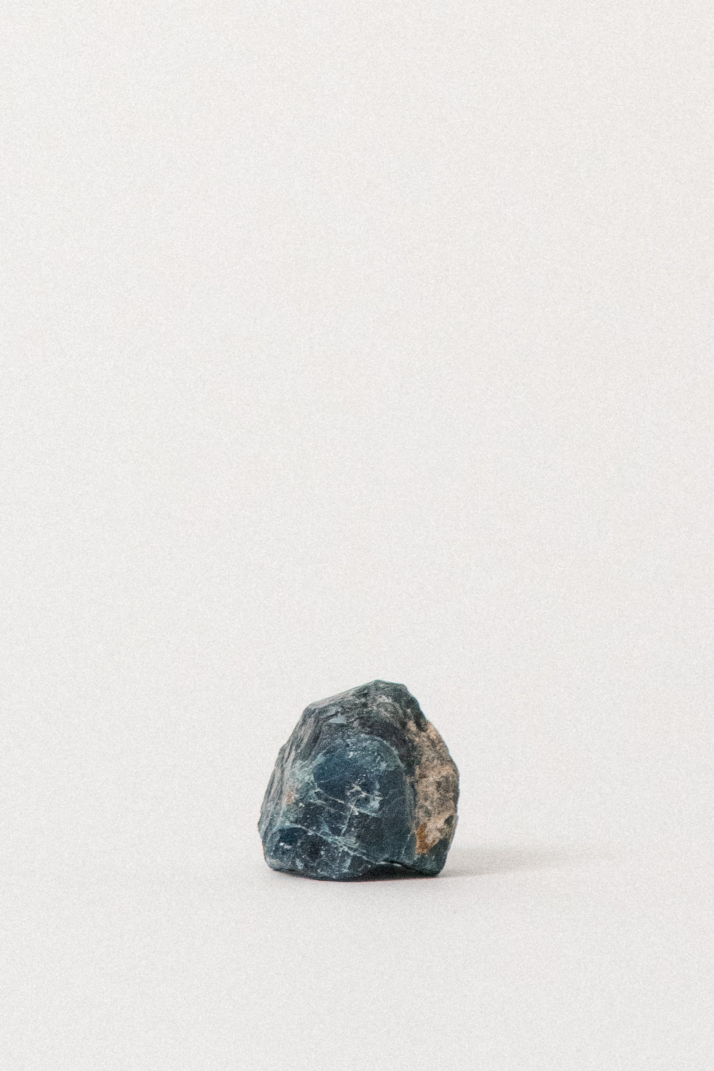 crystal-voyager-blue-apatite-minas-gerais-brazil-1.jpg