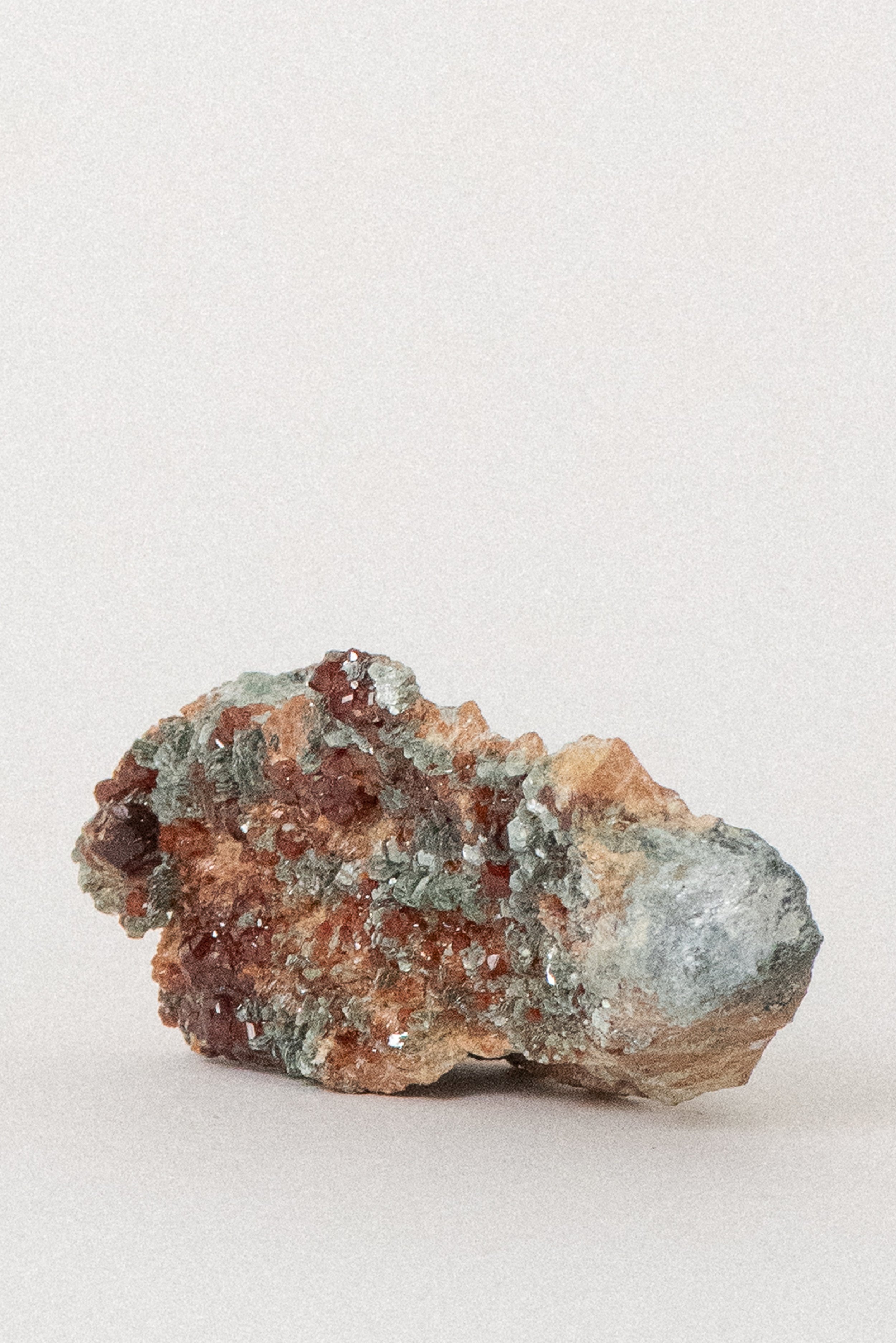 crystal-voyager-hessonite-garnet-aosta-valley-italy-2.jpg