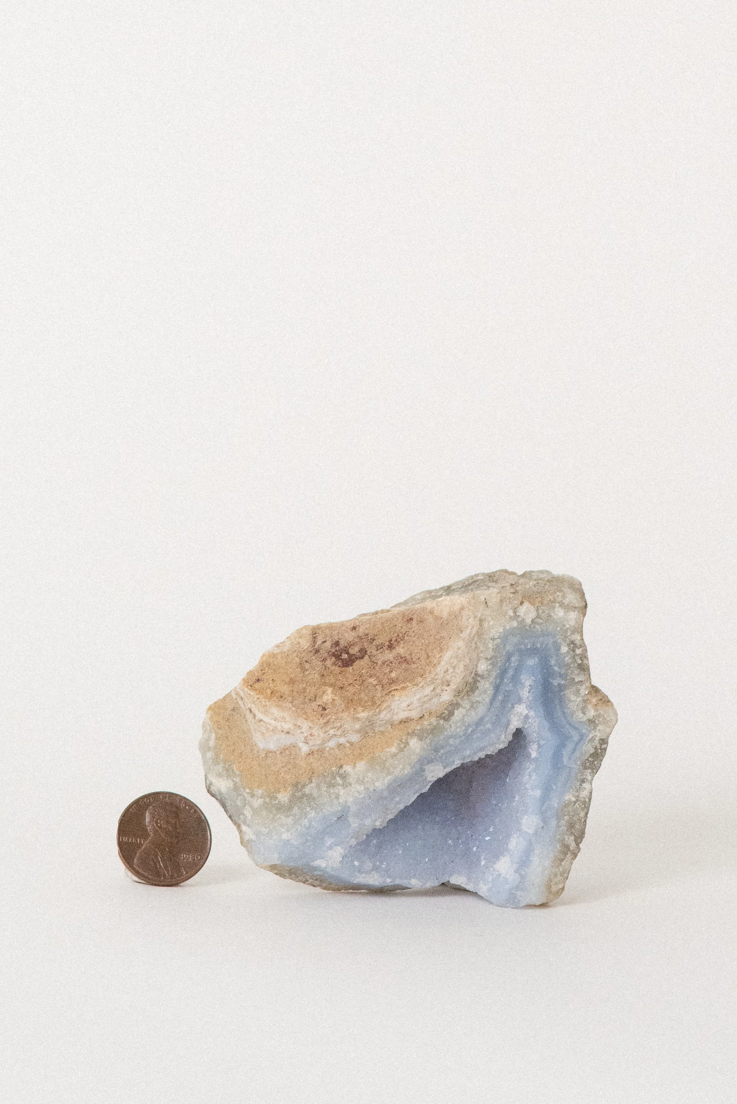crystal-voyager-blue-lace-agate-malawi-africa-5.jpg