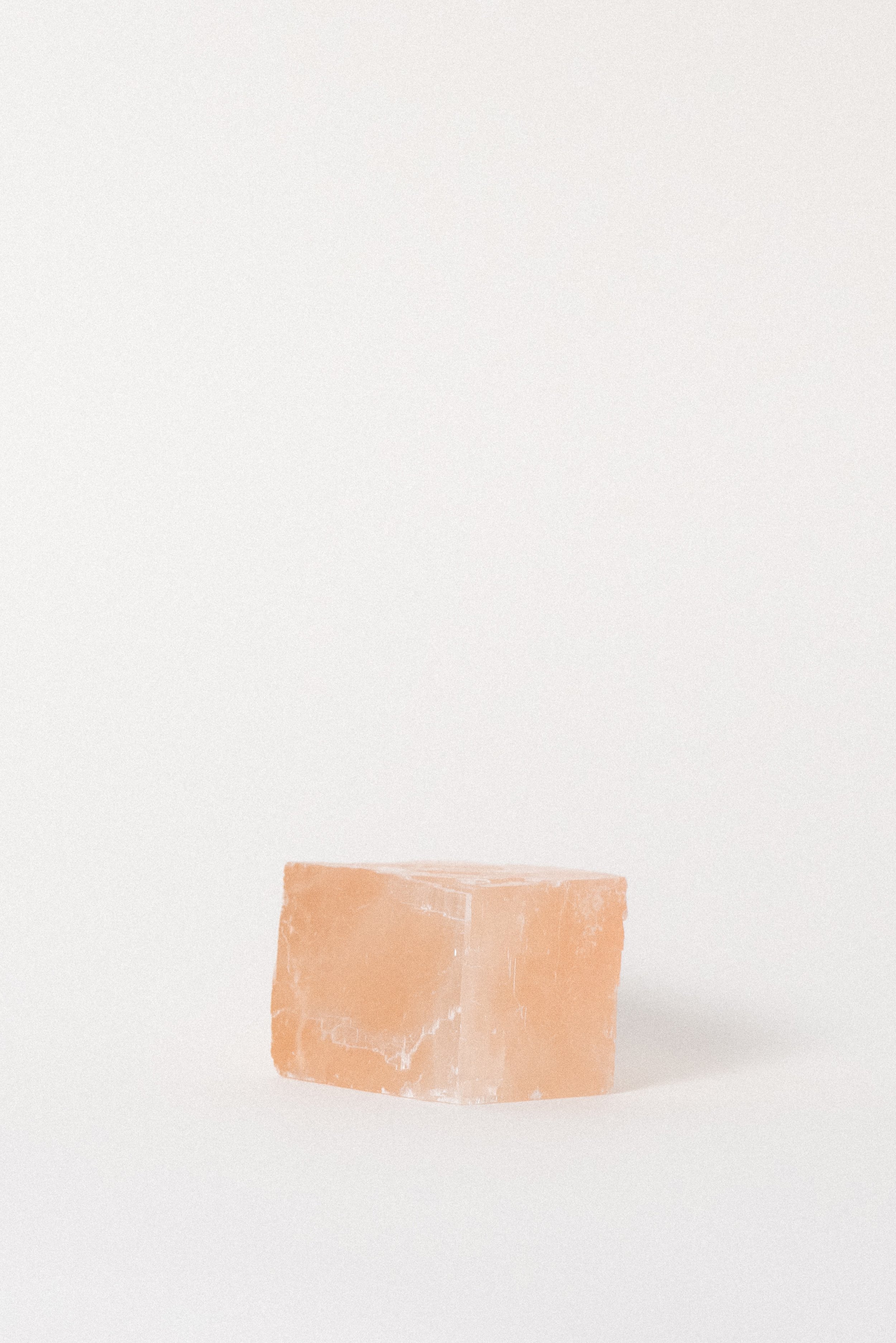 crystal-voyager-pink-optical-calcite-rhomboid-02.jpg