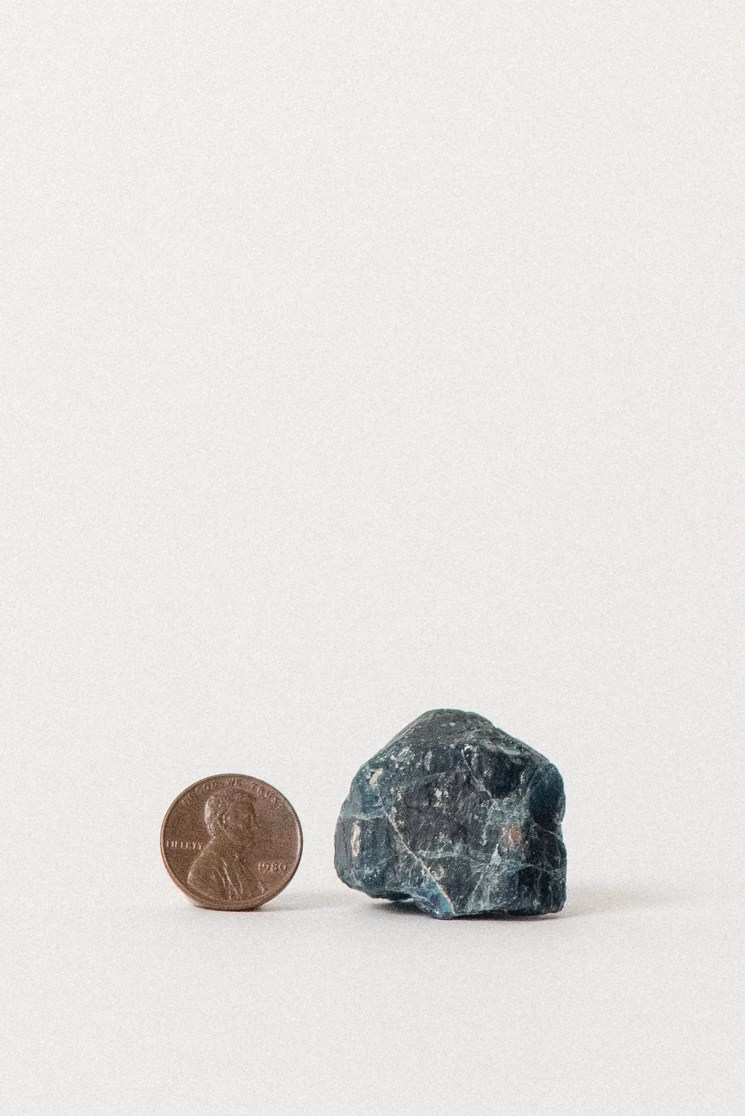 crystal-voyager-blue-apatite-minas-gerais-brazil-5.jpg