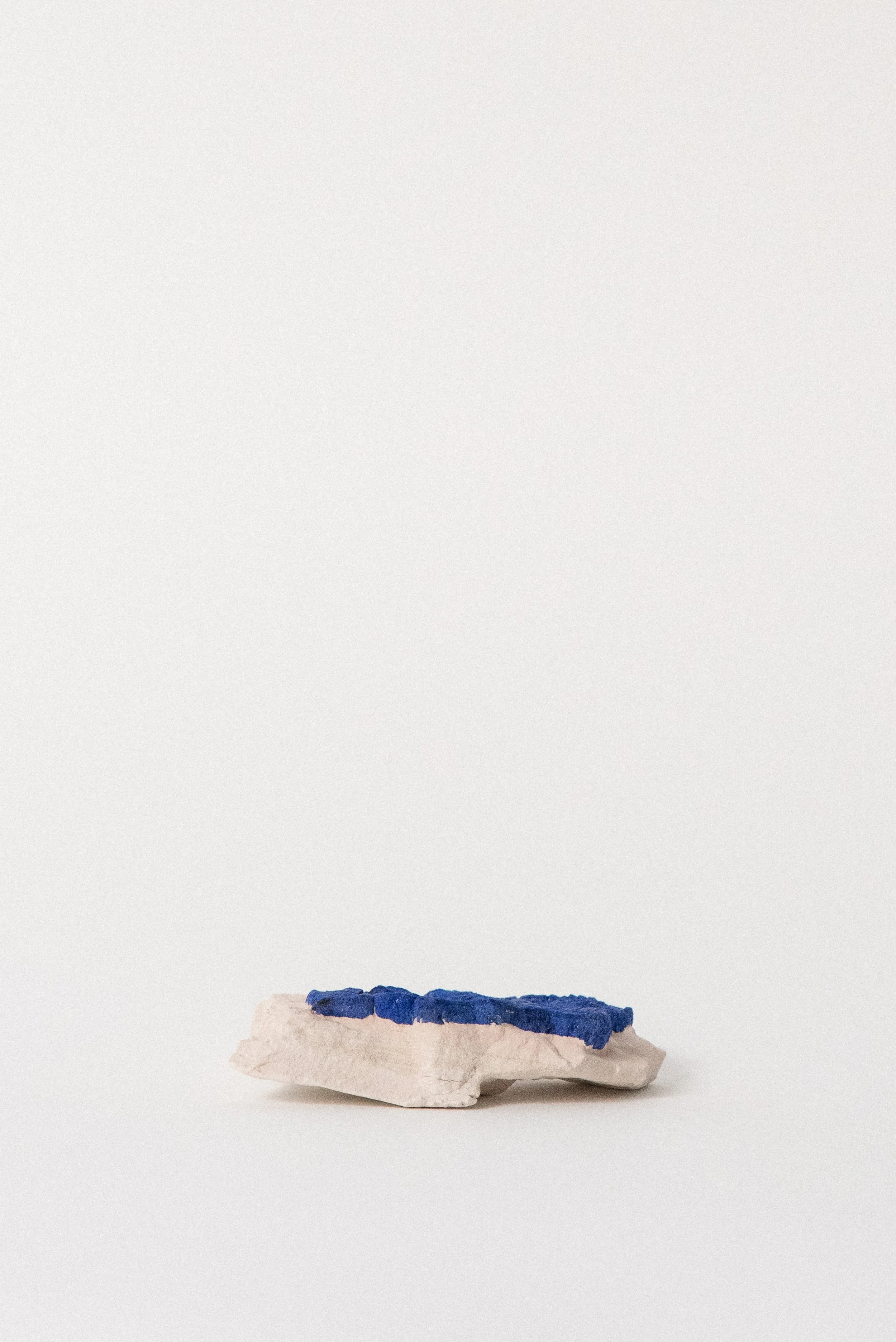 crystal-voyager-ethically_sourced_azurite-suns-on-clay-malbunka-australia-05.jpg