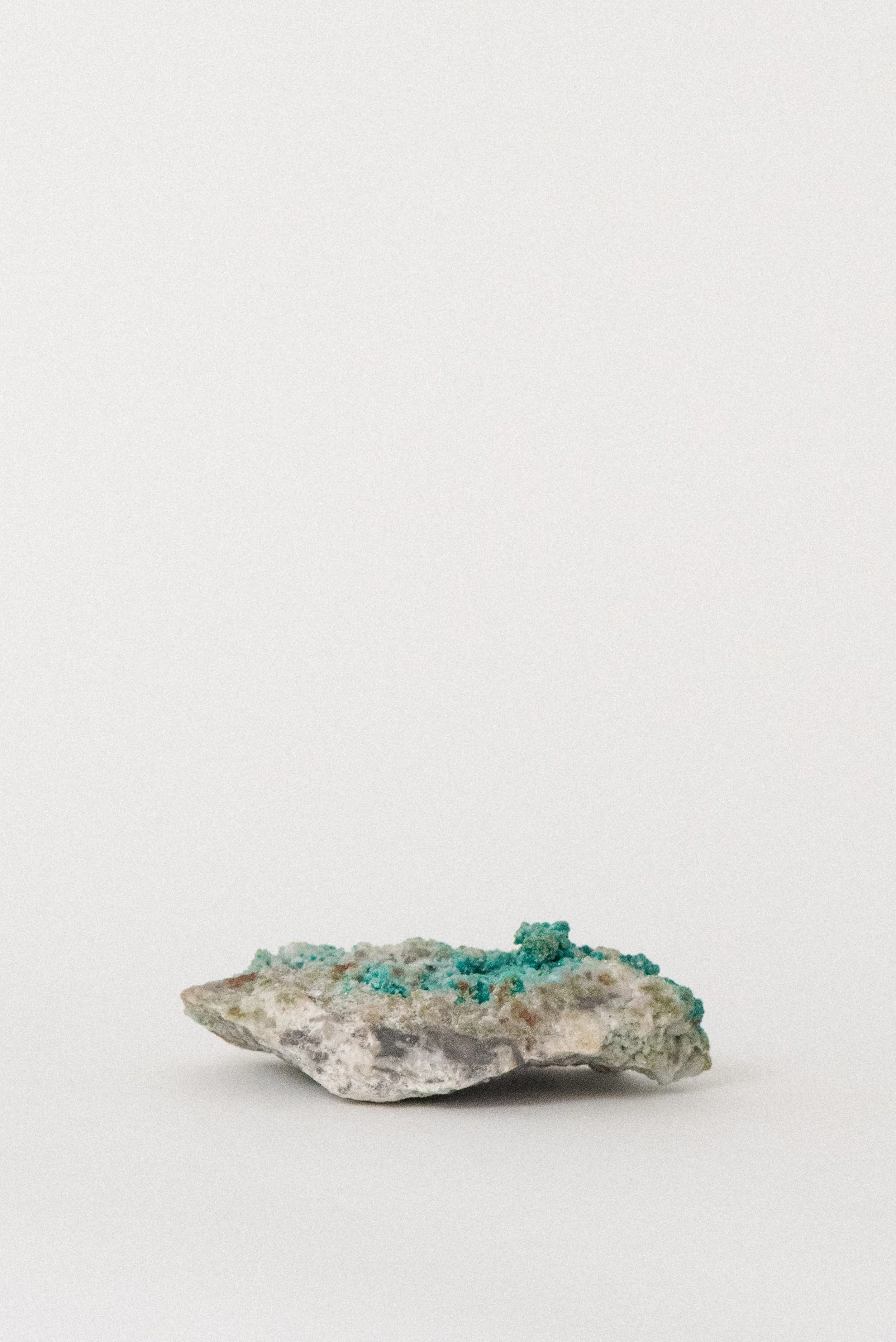 crystal-voyager-dioptase-specimen-2.jpg