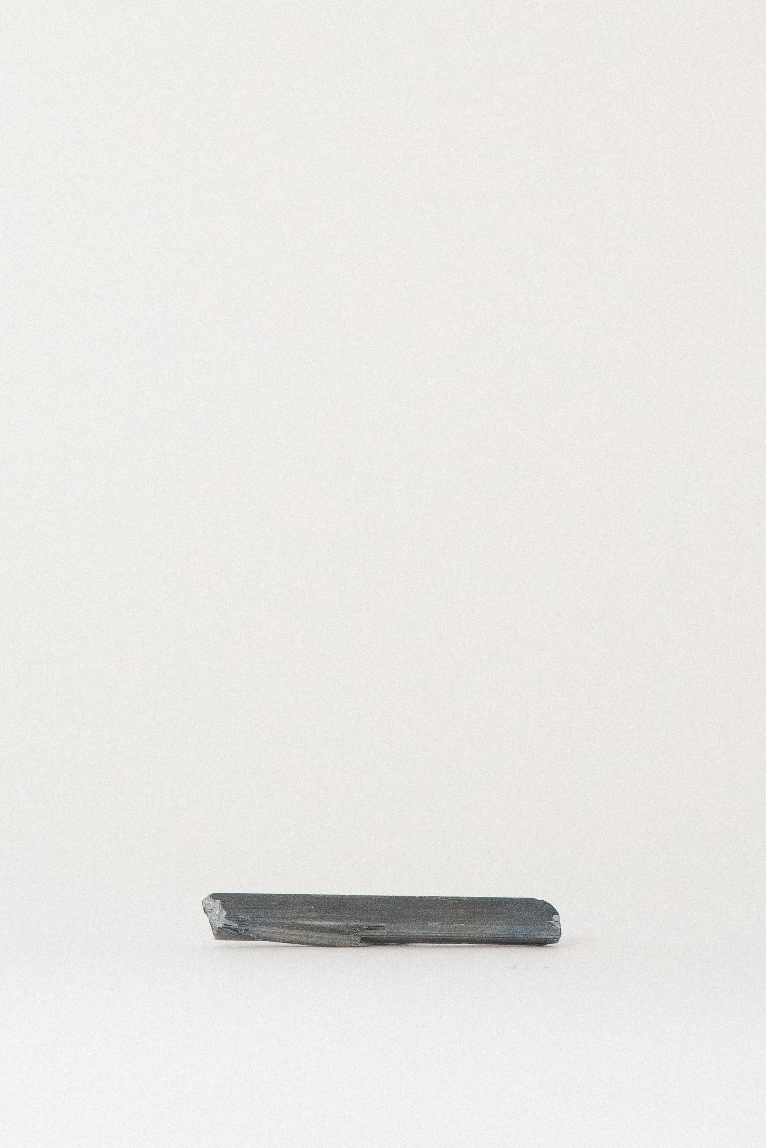 crystal-voyager-stibnite-stick-china-2.jpg