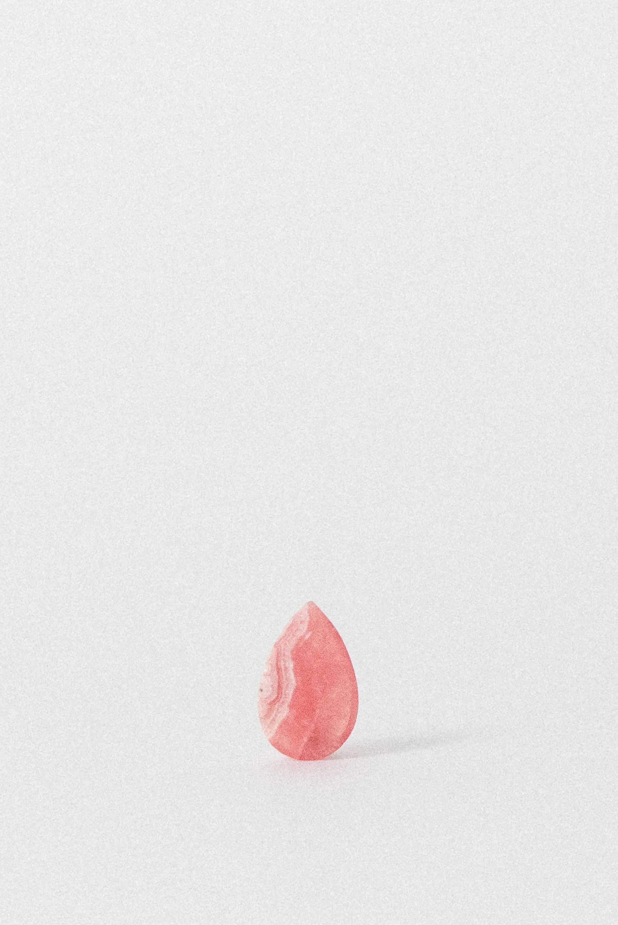 crystal-voyager-gem-rhodochrosite-cabochon-argentina-2.jpg