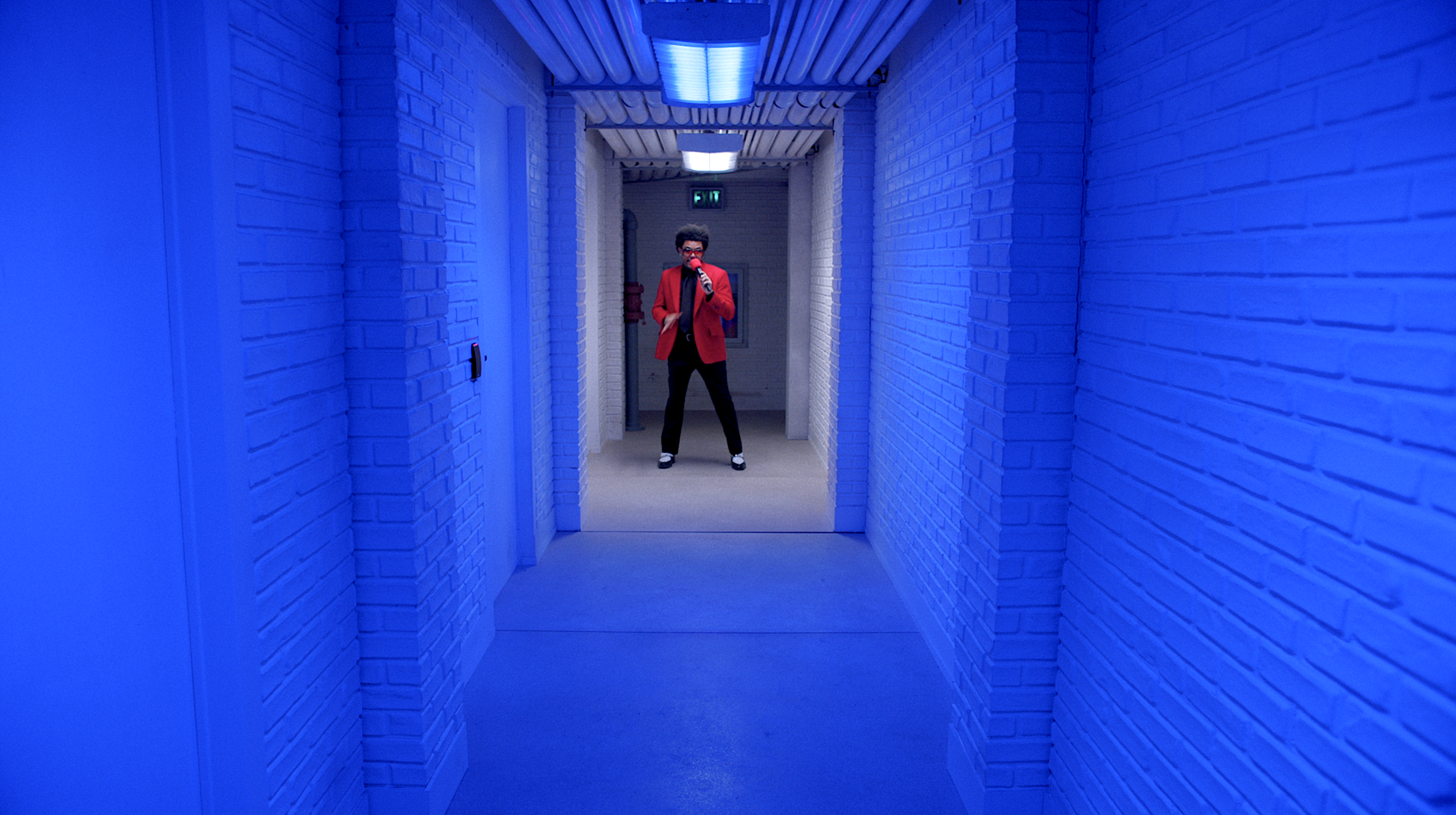  THE WEEKND “HEARTLESS” LIVE  THE LATE SHOW ON CBS 