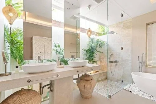 Master Bathroom.jpeg