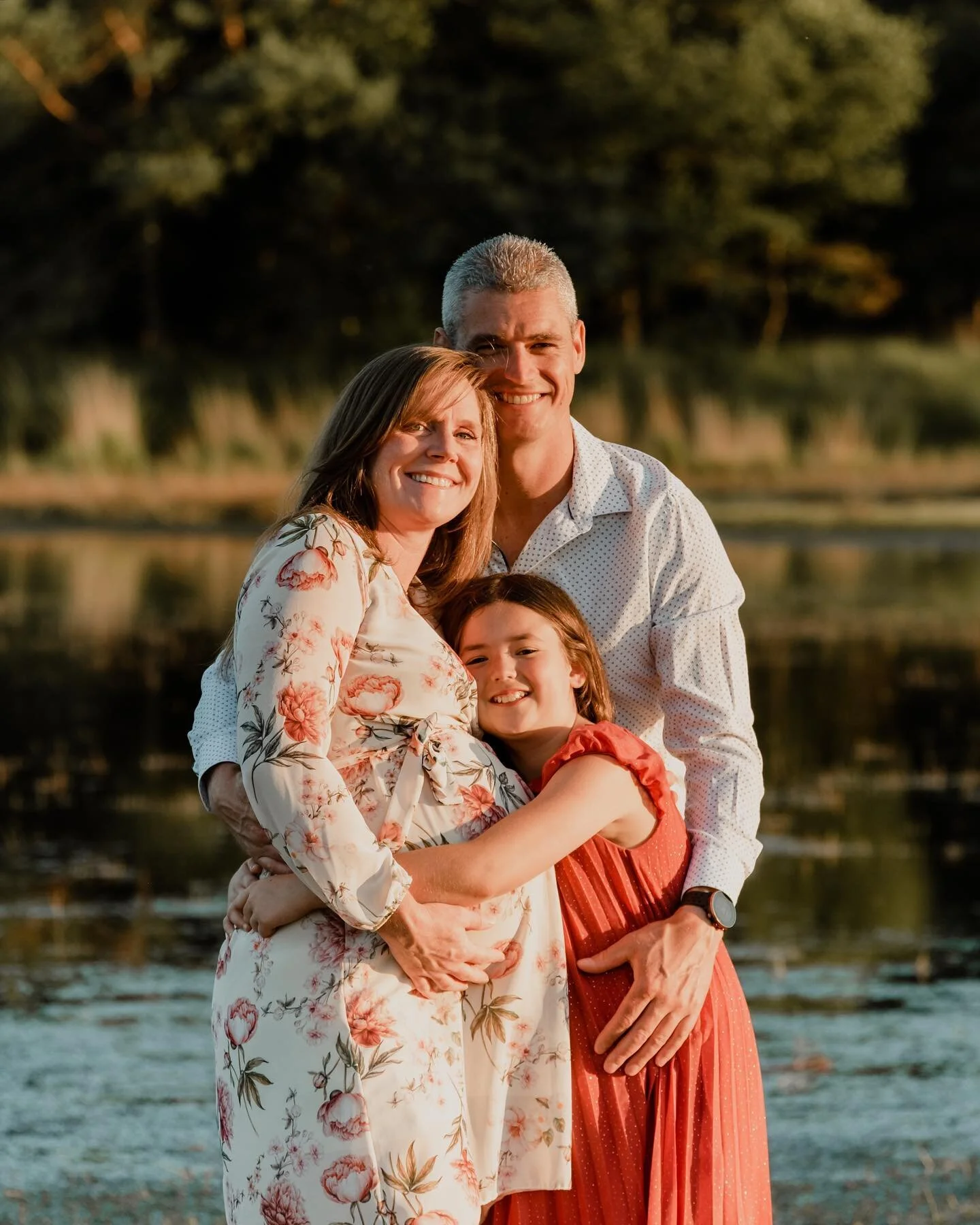 happy sunday🤍 here is some family love from a while ago🌺 hope you all have a wonderful day🌞
-
-
-
#familylove #antwerpphotographer #kalmthoutseheide #maternityshoot #zwangerschapsshoot #antwerpphotography