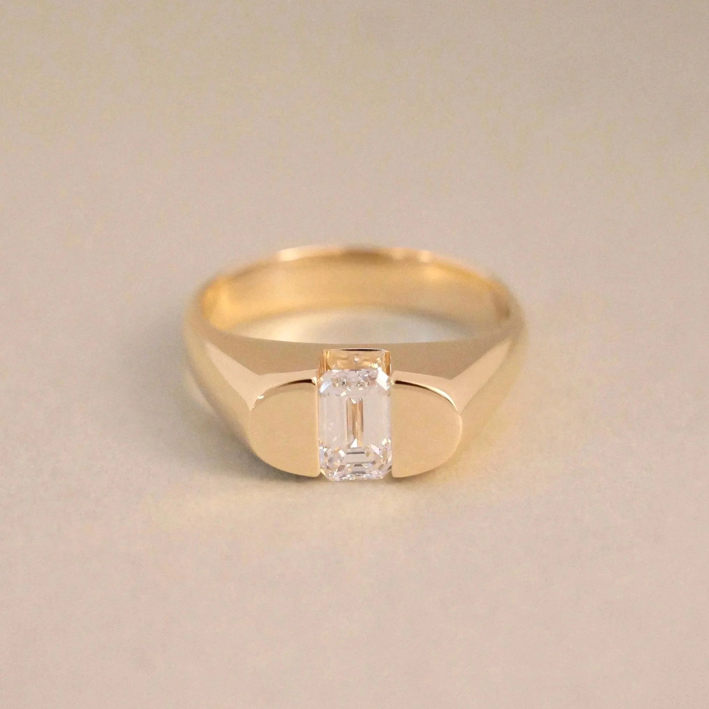 Diamond Channel Set Signum Ring