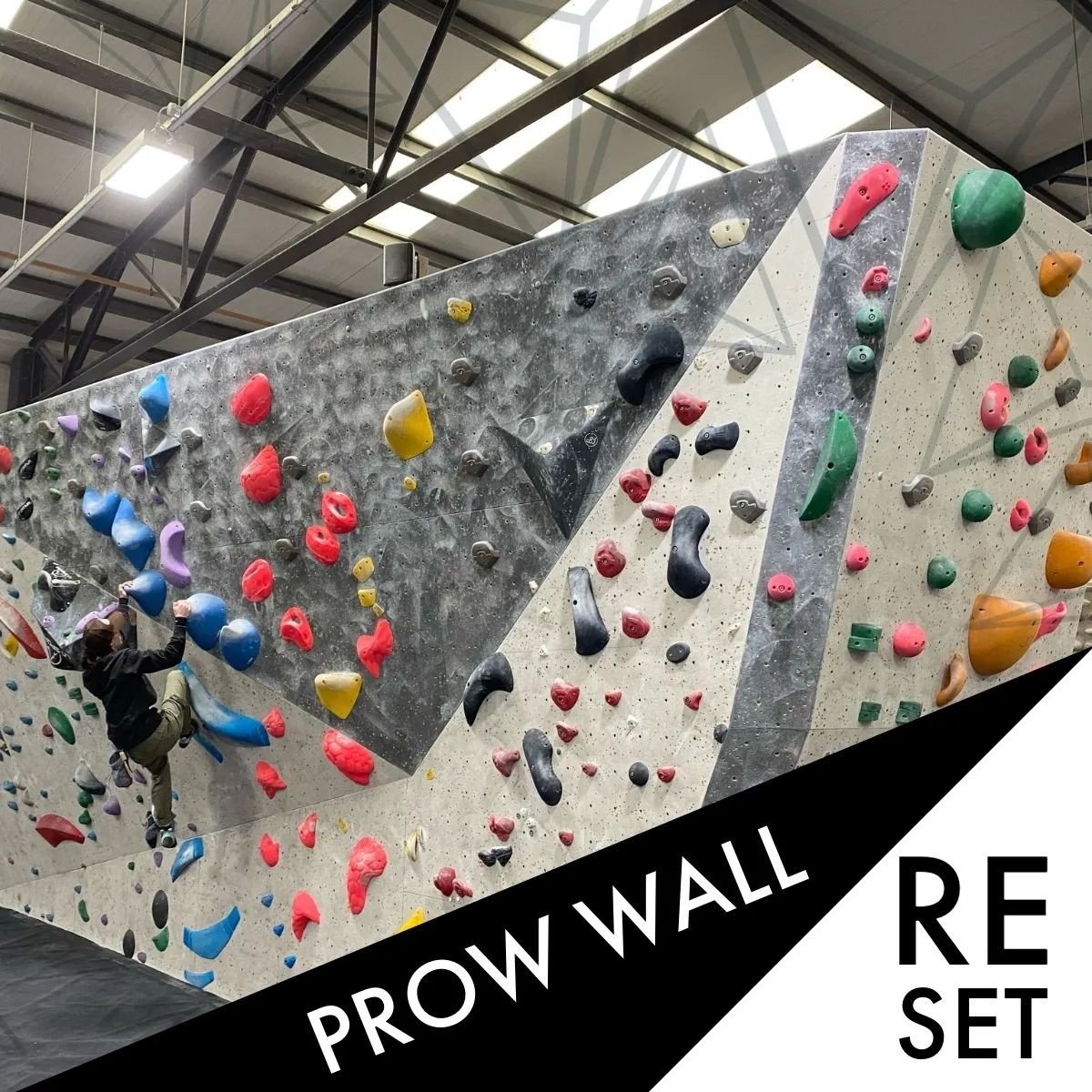 The prow is ready! 

Thanks to today's team of: 

Ben Preston
Hannah Devereux
Will East

#volume1 #volume1climbing