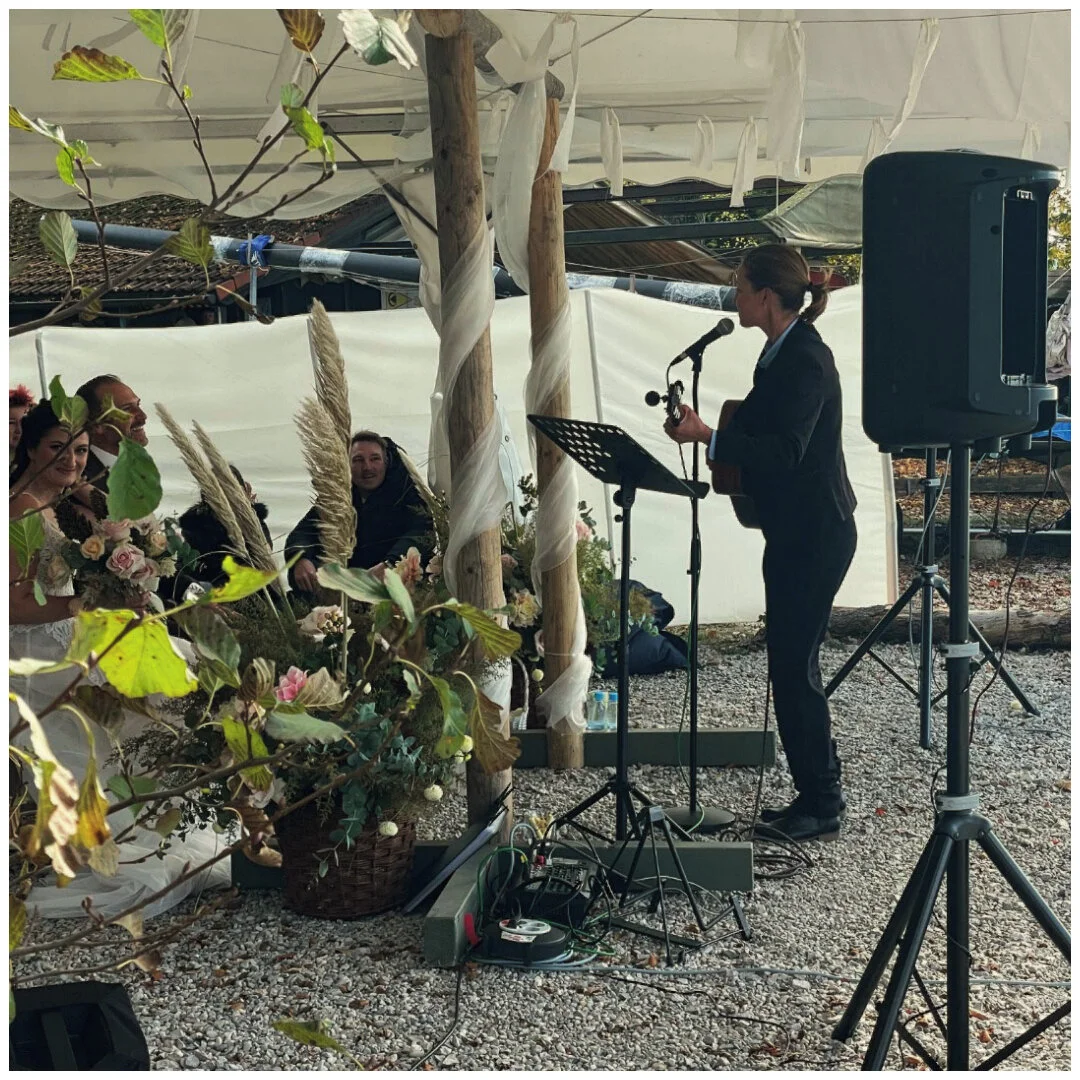 &bull;⁣
#event #hochzeit #seeblickfeiern #locationamsee #starnbergersee #camping #hochzeitamsee #teamevent⁣
&bull;⁣
📍@campingambach⁣
@miriam_brenner_music⁣
@felixandthemachines