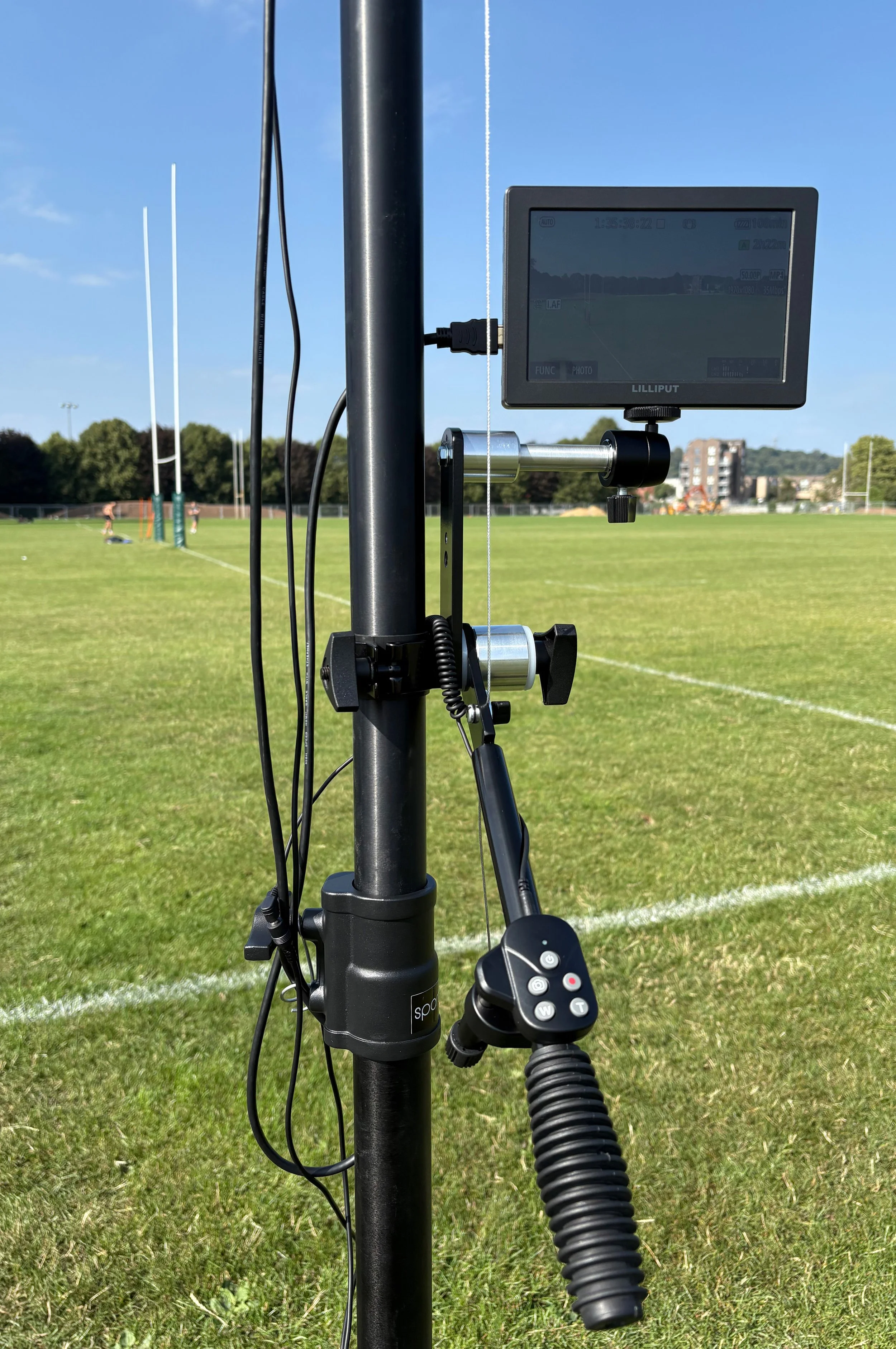 Sportsmasts-Premier-Remote-2.jpg