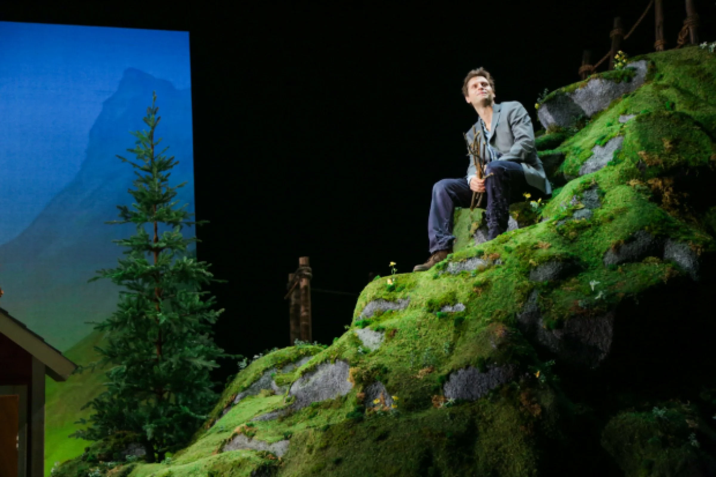gnit-directed-by-oliver-butler-runs-through-november-21-at-152237.jpg