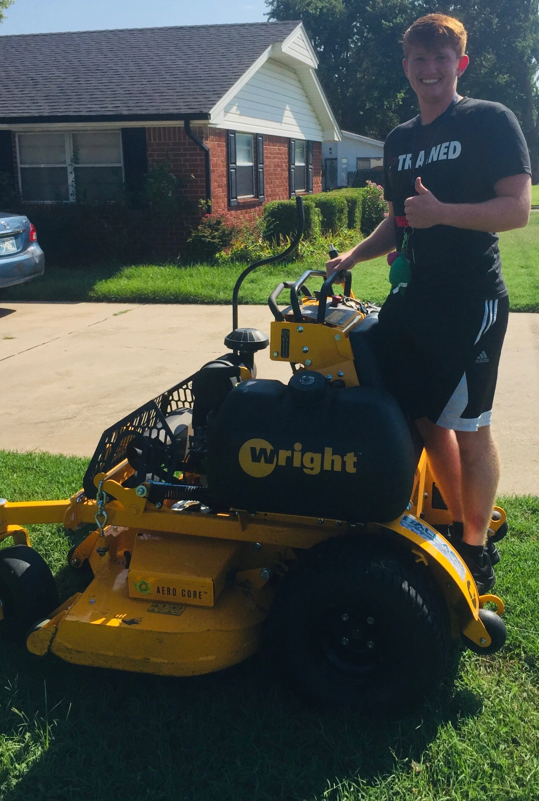 About Us — Aaron's Lawn Maintenance