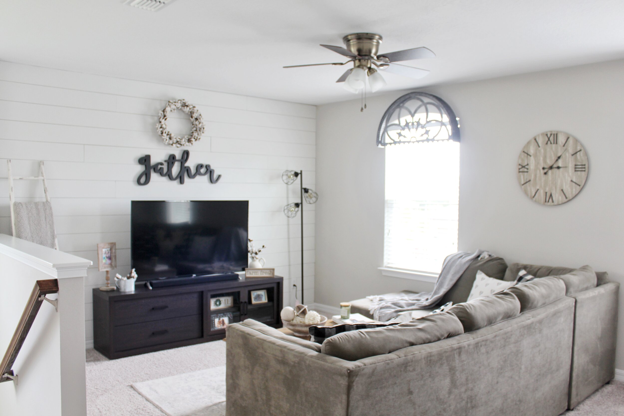 Check out that old fan, and all the farmhouse vibes!