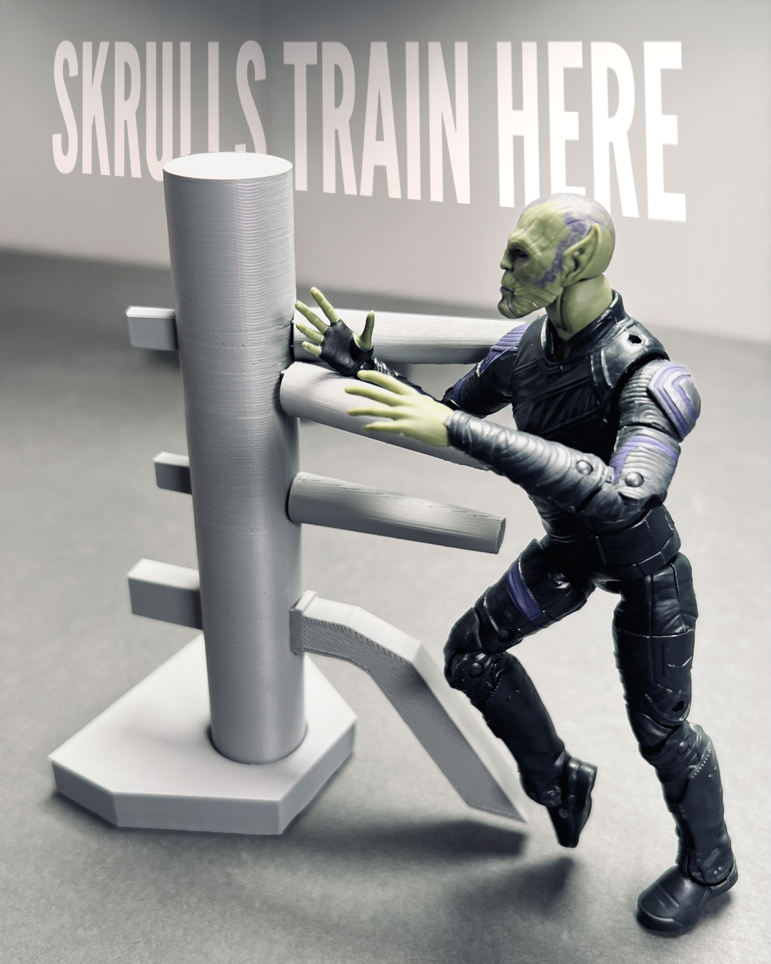skrulls_train_here.png