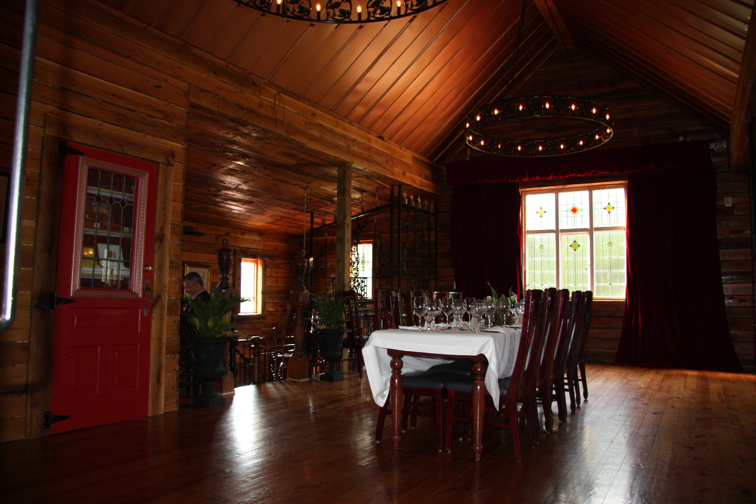 barndiningroom (3).JPG