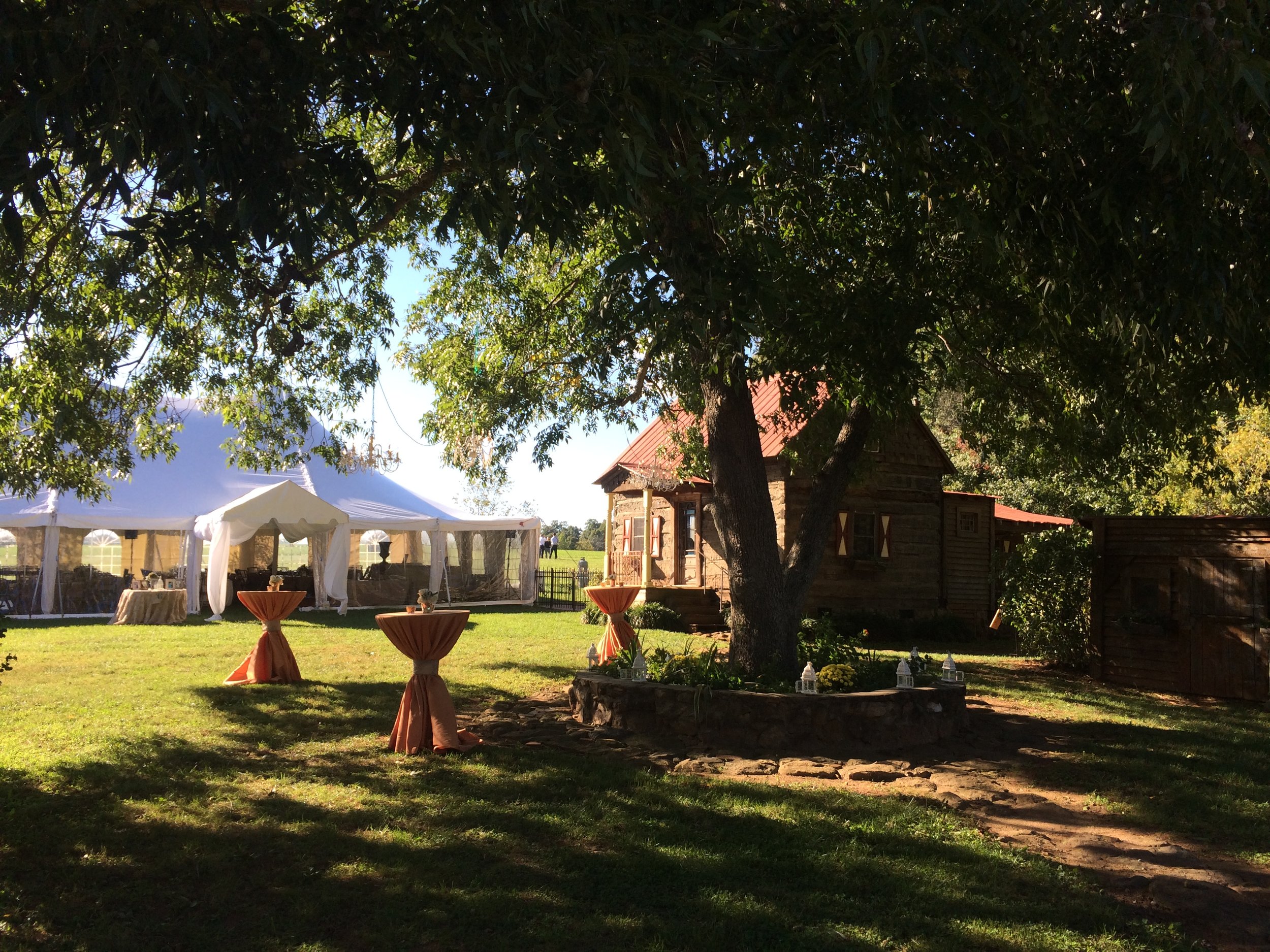 Tent and logcabin.jpg