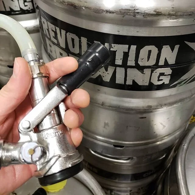 Are your Keg Couplers as clean as these?? If not, please DM me and I will gladly come out and give your beer system an inspection for free!🍻
.
.
.
.
.
.
.
#beer #craftbeer #revolution #chicago #clean #lines #punchbowlsocial #punchbowl #punchbowlsoci