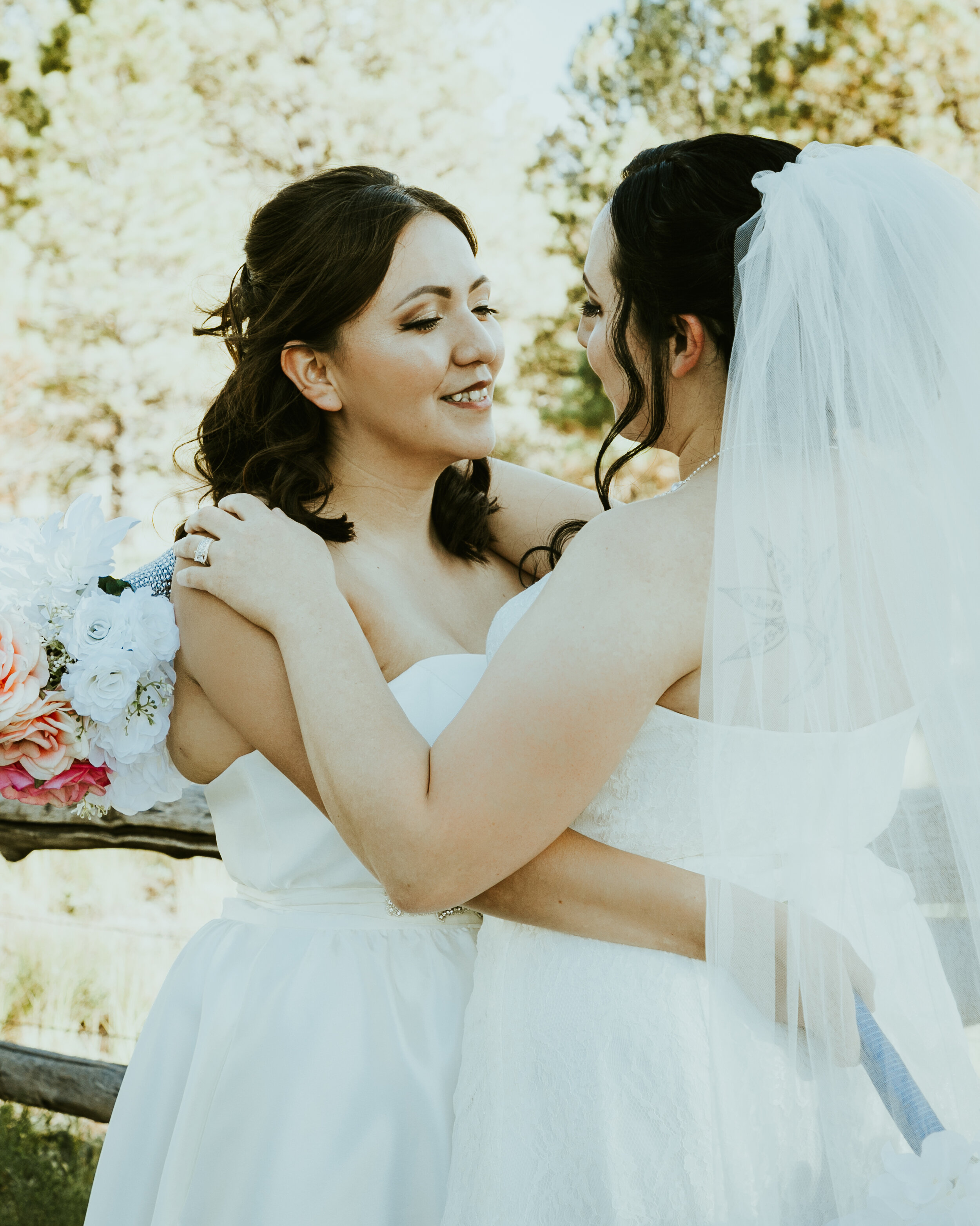 CHAPEL-OF-THE-HOLY-DOVE-FLAGSTAFF-ARIZONA-WEDDING-22.jpg