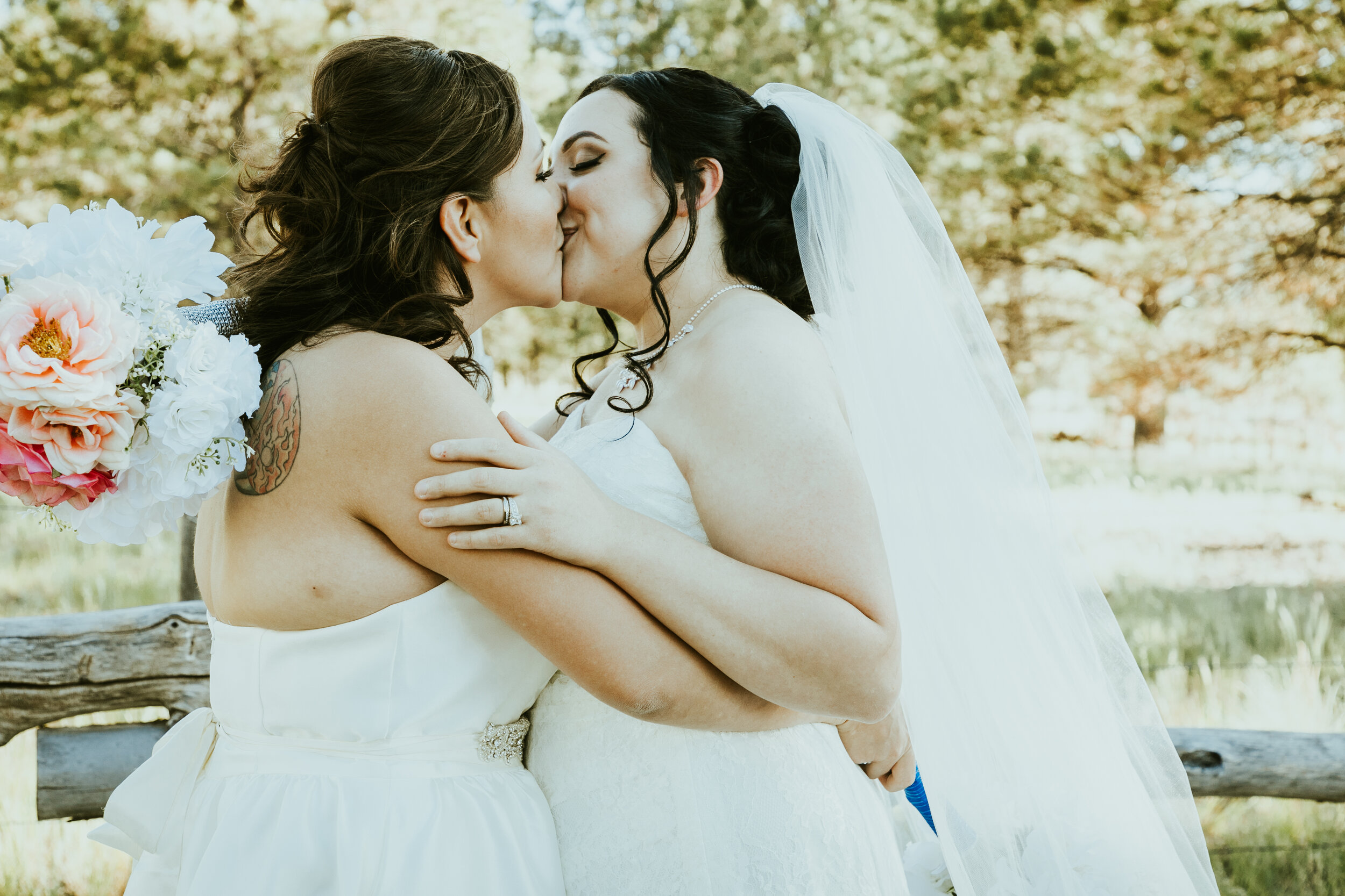 CHAPEL-OF-THE-HOLY-DOVE-FLAGSTAFF-ARIZONA-WEDDING-23.jpg