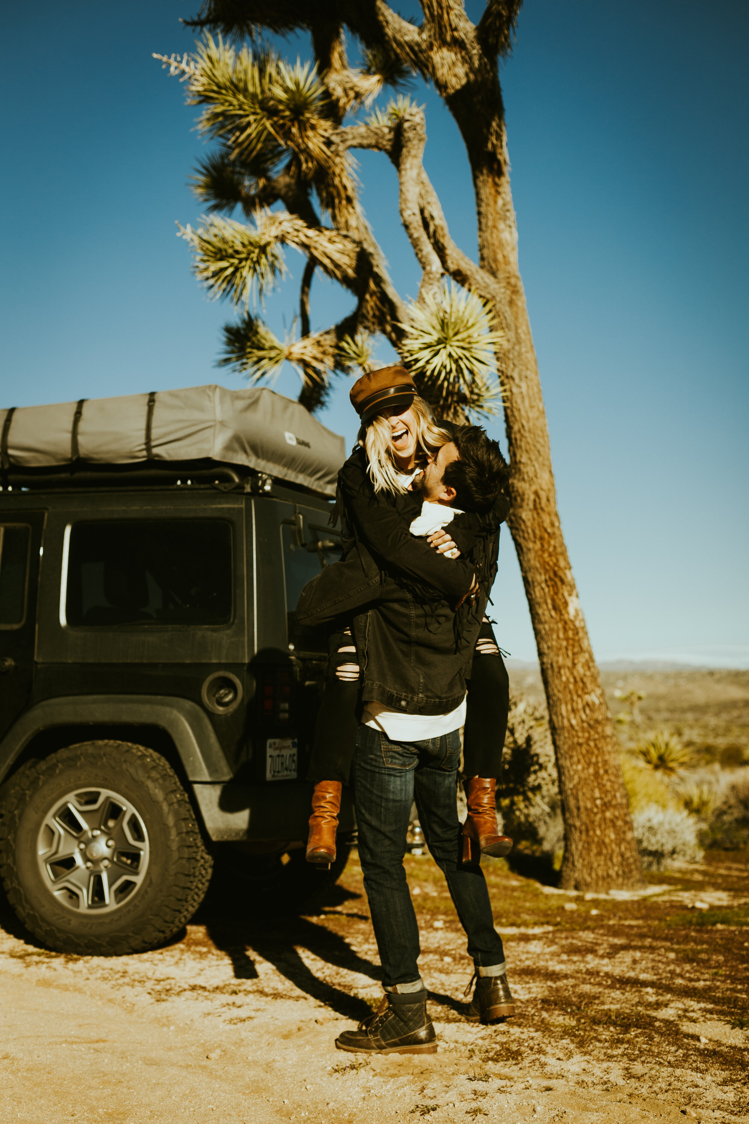 Joshua tree national park twentynine palms california engagement photos couple photo session engagement photoshoot engagement outfit inspo desert couple photos couple pose ideas-16.jpg