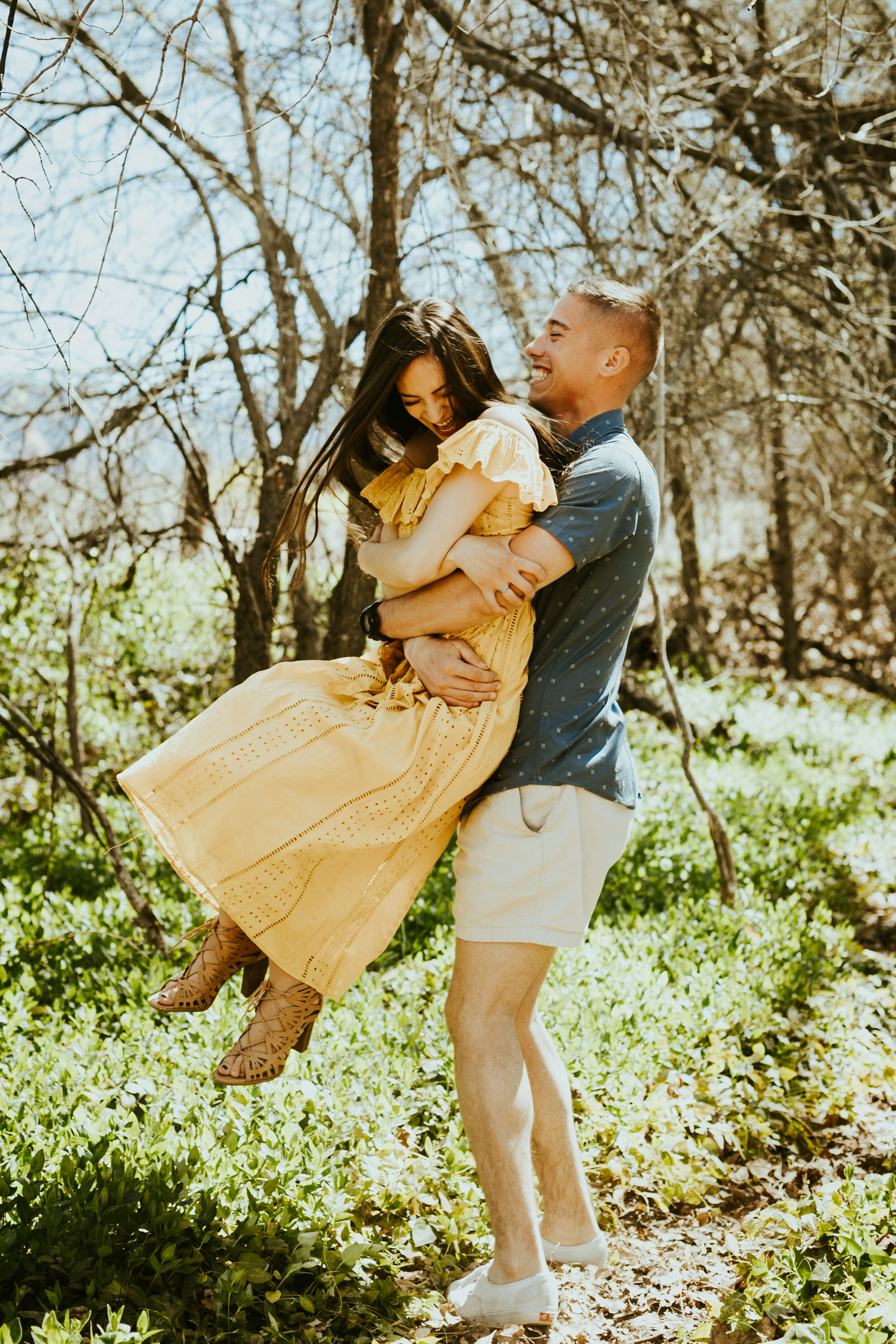 red rock crossing sedona arizona cathedral rock crescent moon ranch couple photos engagement photo outfit inspiration couple posing ideas midday photos anniversary photos-9.jpg