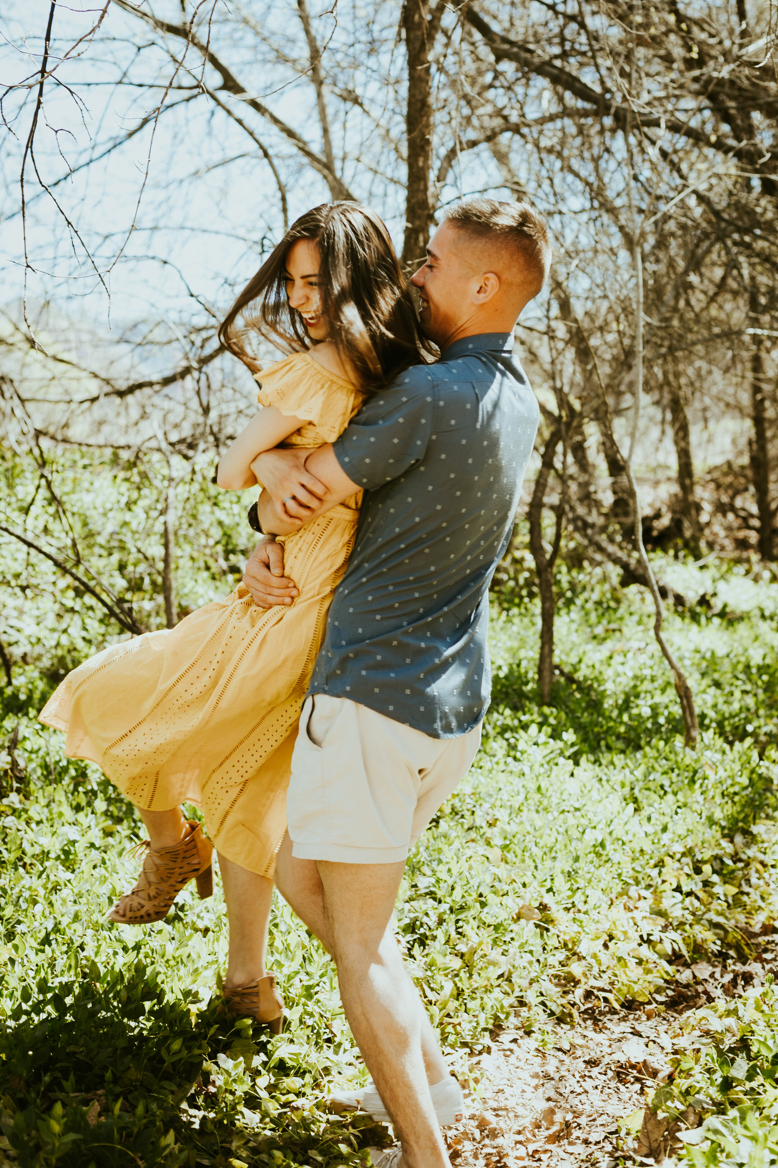 red rock crossing sedona arizona cathedral rock crescent moon ranch couple photos engagement photo outfit inspiration couple posing ideas midday photos anniversary photos-10.jpg