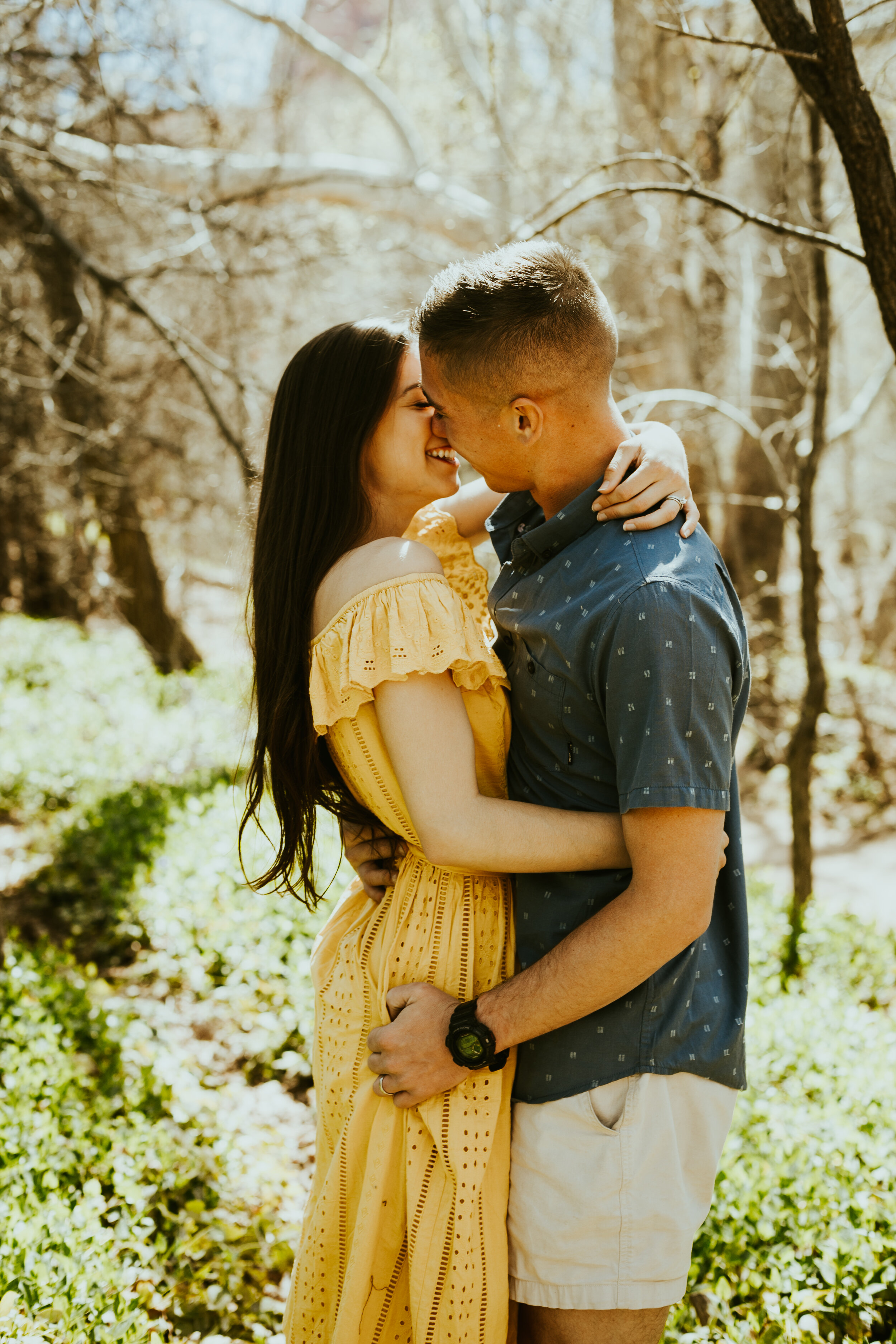 red rock crossing sedona arizona cathedral rock crescent moon ranch couple photos engagement photo outfit inspiration couple posing ideas midday photos anniversary photos-13.jpg