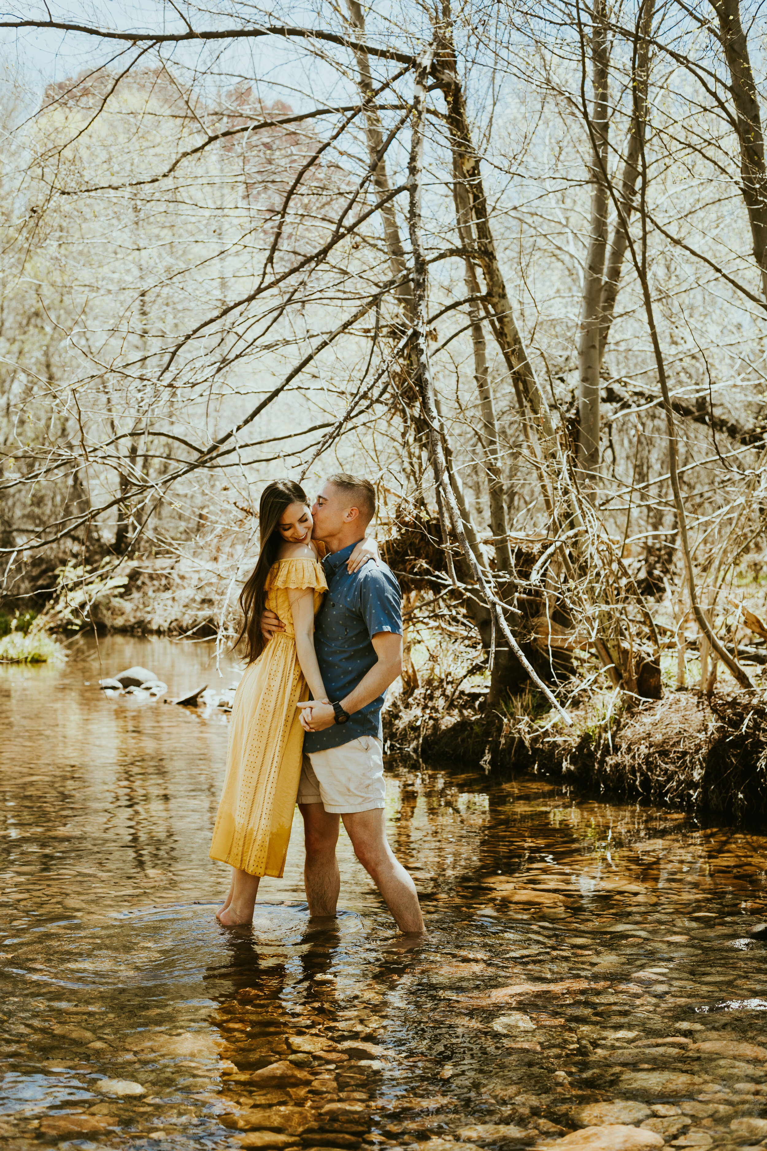 red rock crossing sedona arizona cathedral rock crescent moon ranch couple photos engagement photo outfit inspiration couple posing ideas midday photos anniversary photos-20.jpg