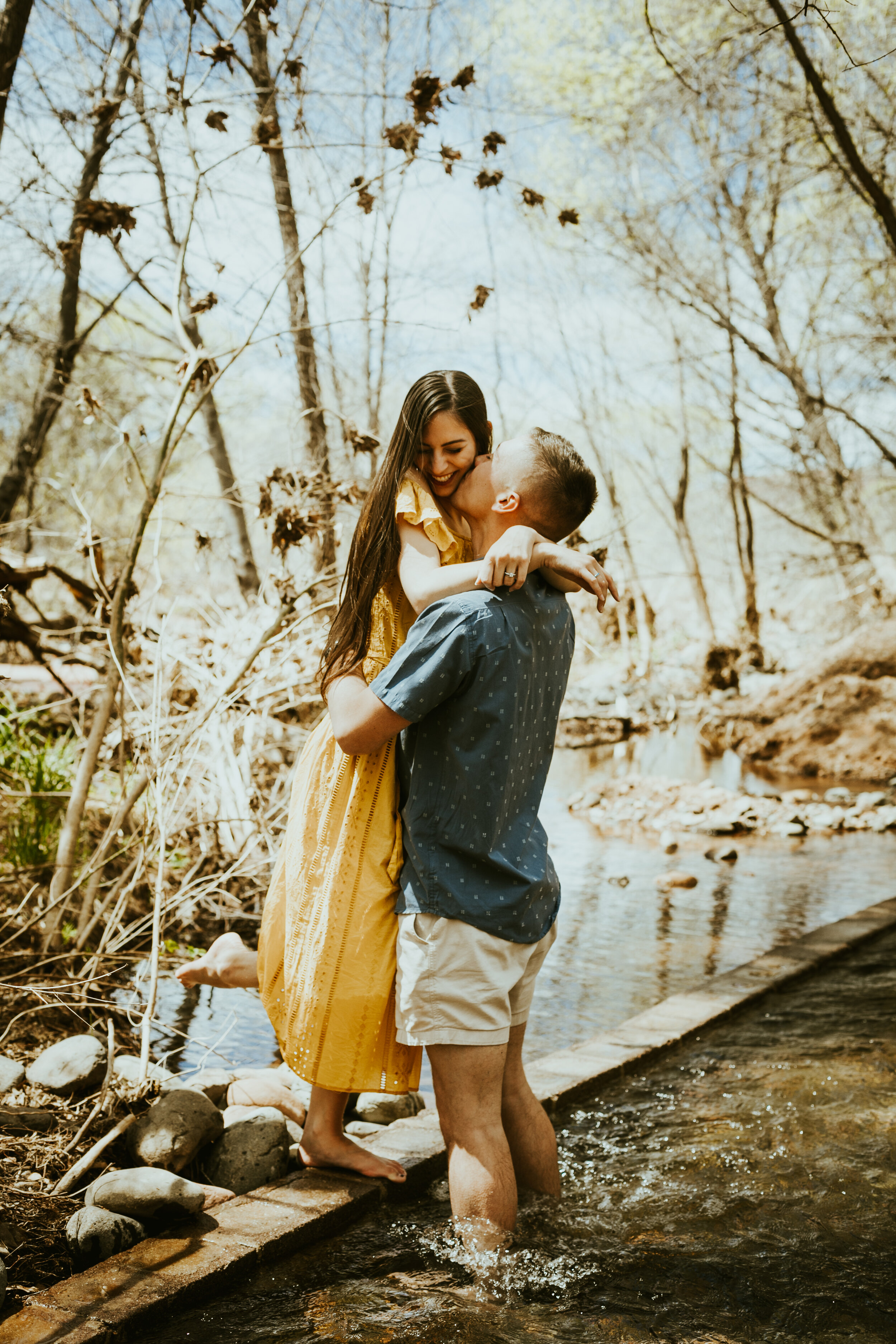 red rock crossing sedona arizona cathedral rock crescent moon ranch couple photos engagement photo outfit inspiration couple posing ideas midday photos anniversary photos-27.jpg
