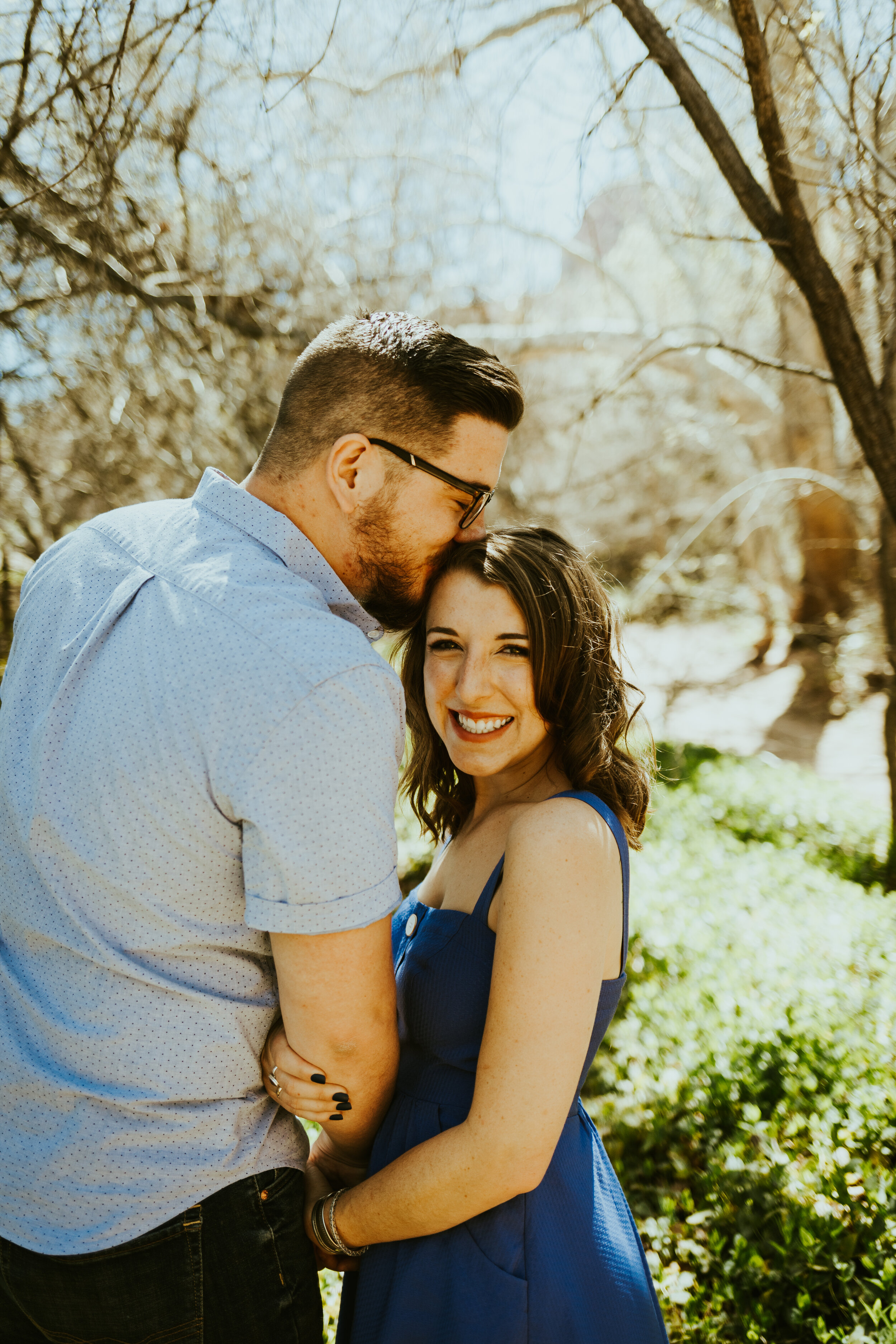 red rock crossing sedona arizona cathedral rock crescent moon ranch couple photos engagement photo outfit inspiration couple posing ideas midday photos-10.jpg