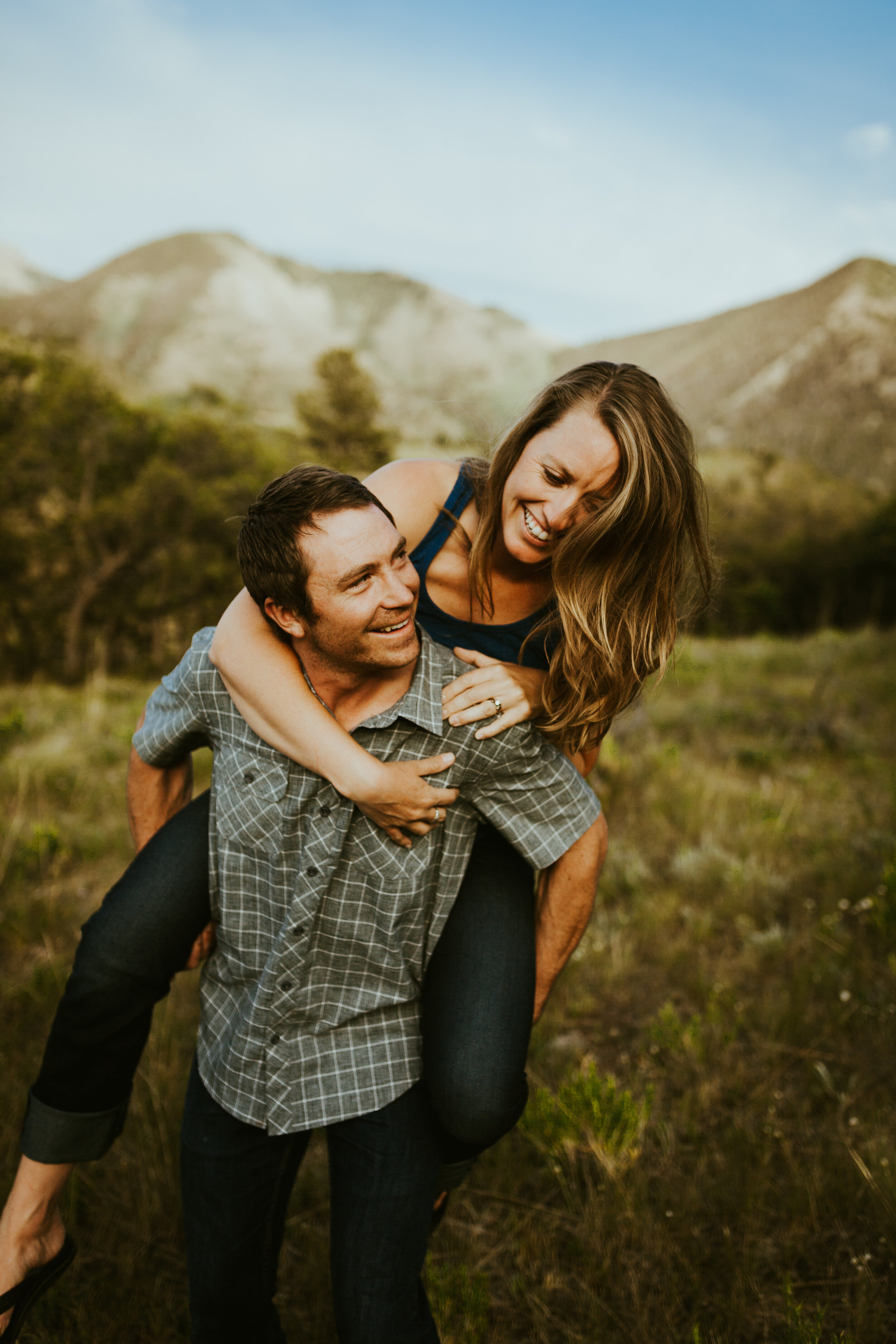 placerville colorado engagement photos comfortable outfit inspiration for couples-1.jpg