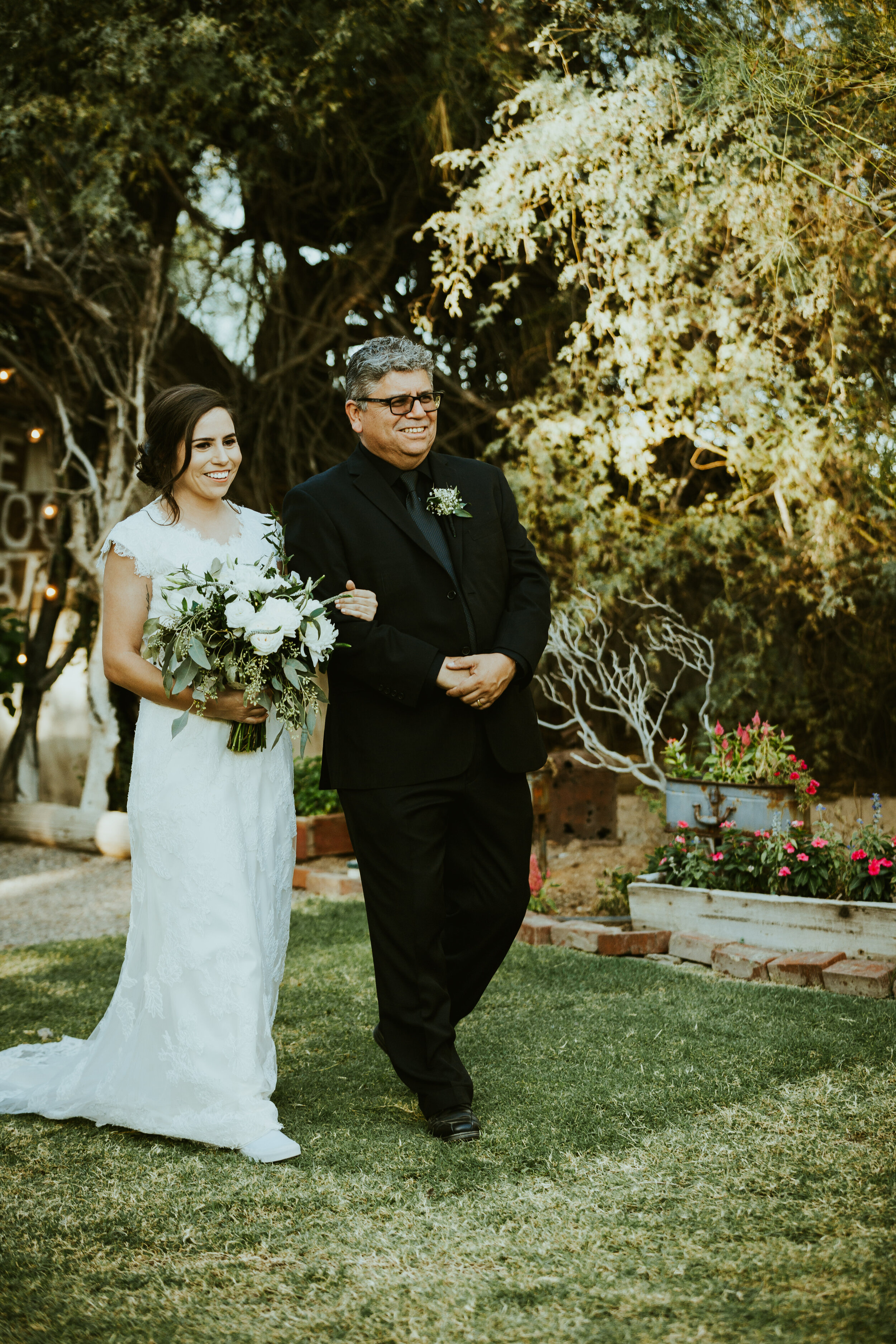 WHISPERING TREE RANCH LAVEEN ARIZONA SAME SEX WEDDING PHOTOGRAPHY -47.jpg