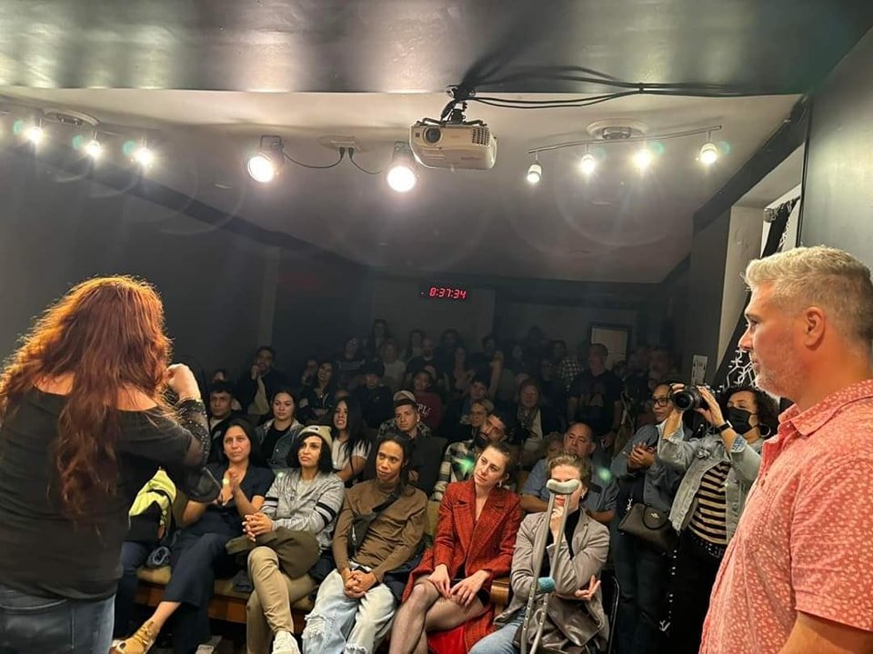 Our view tonight 😍 

It's time for The Cliff Hang 28 Hour Improv Marathon to begin! Here's the complete (and ever changing) schedule of shows! It's $10 for the whole thing... or a part of the thing.

Pc: @thebizbruja 

Friday - 10/18
7:05 PM - Host 