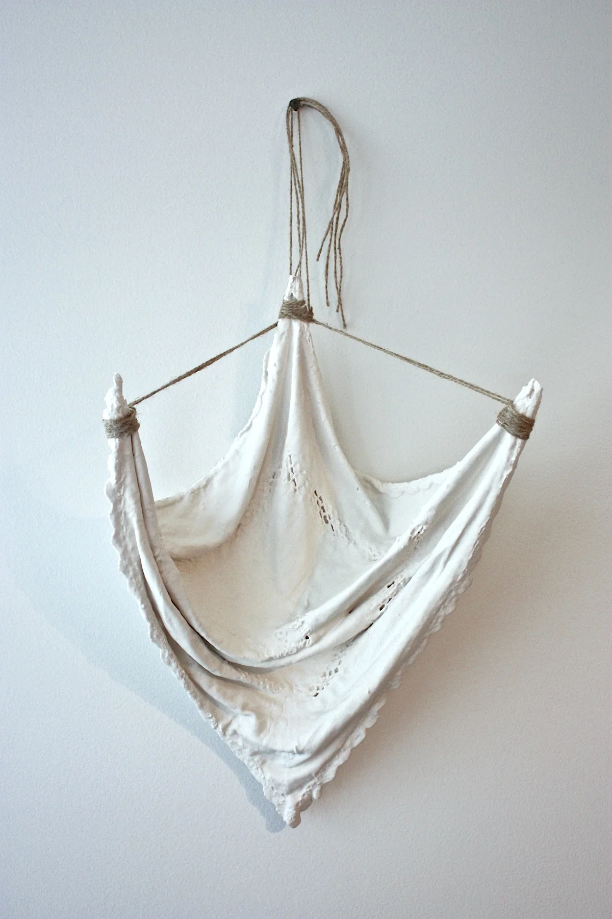 gabrielle-strong-contemporary-sculptural-ceramics-fabric-draping-2.jpg