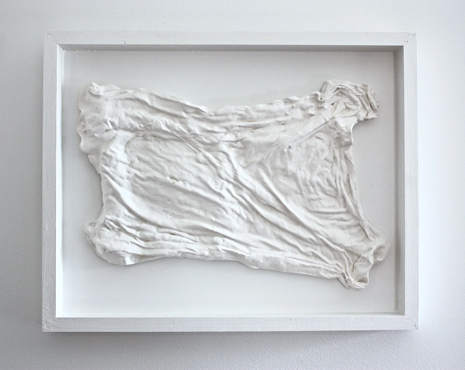 gabrielle-strong-contemporary-sculptural-ceramics-fabric-rags-riches-7.jpg