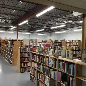 Got Books - Book and Earring Sale