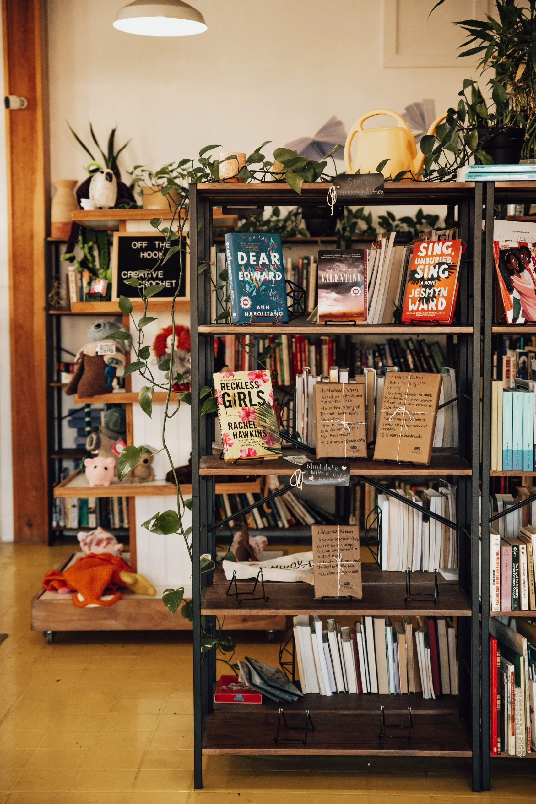 That's Novel - Book Signing &amp; Earring Sale (Time TBD)