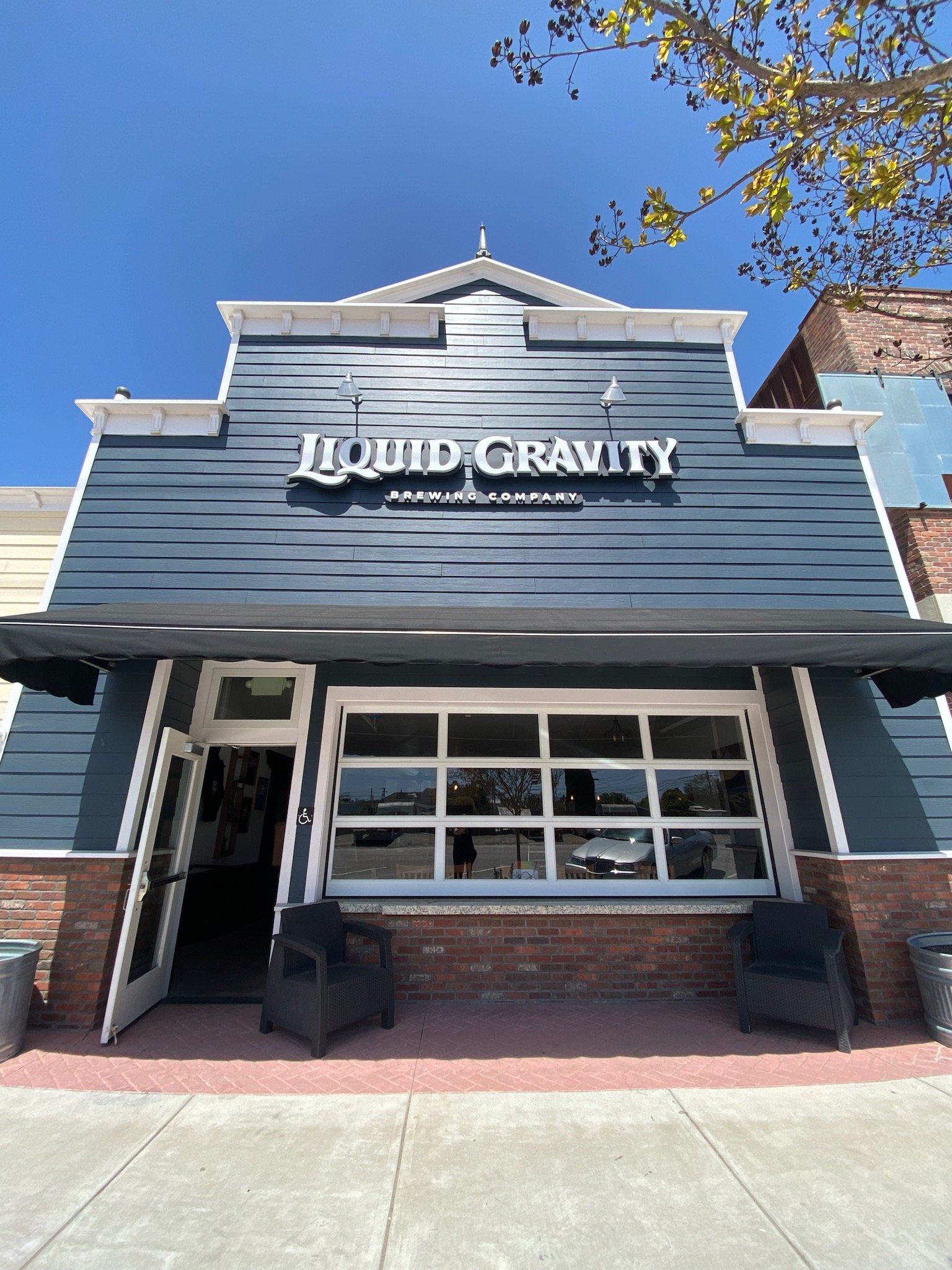 ORCUTT TAPROOM — Liquid Gravity Brewing Company