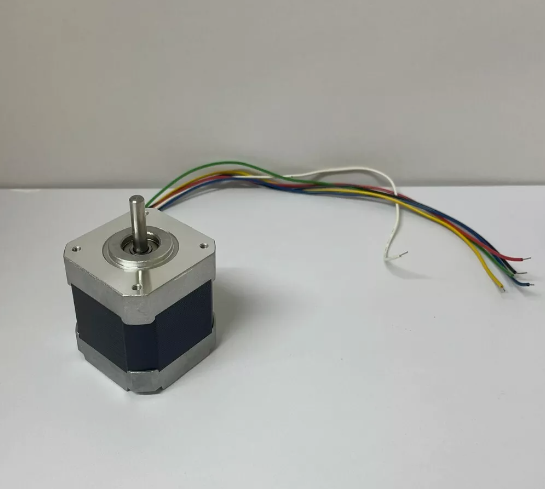 TS3617N3E9 Stepper Motor