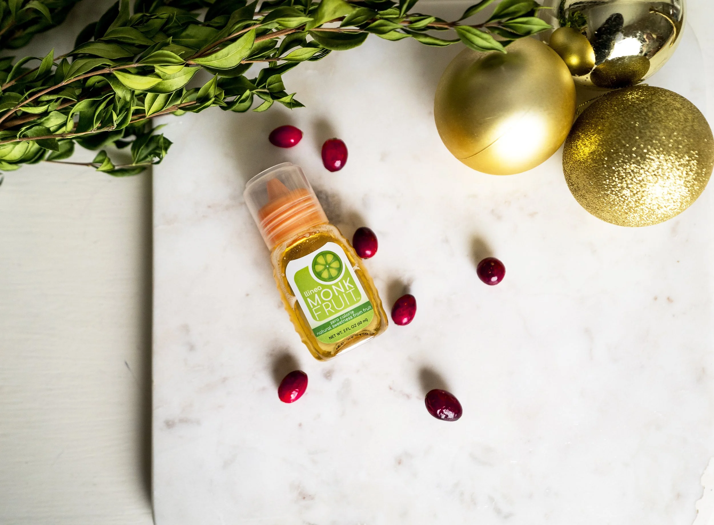 Make it Merry with llinea™ monk fruit