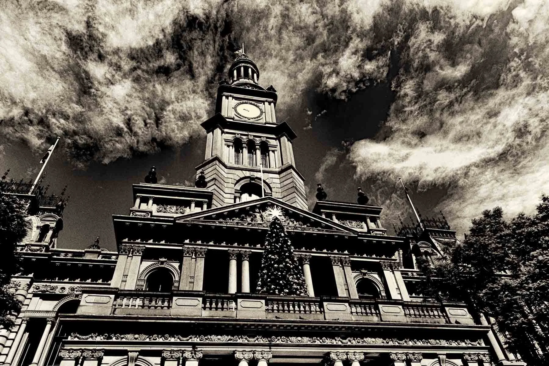 Accepted - 3---Terry-Robinson---Sydney-Town-Hall.jpg