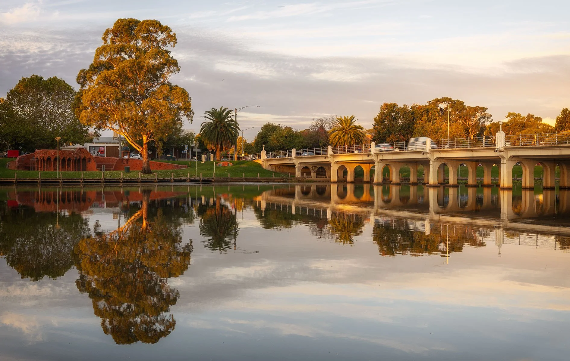 Merit - 7---Dinah-James---Evening-Light-on-the-Riverside.jpg