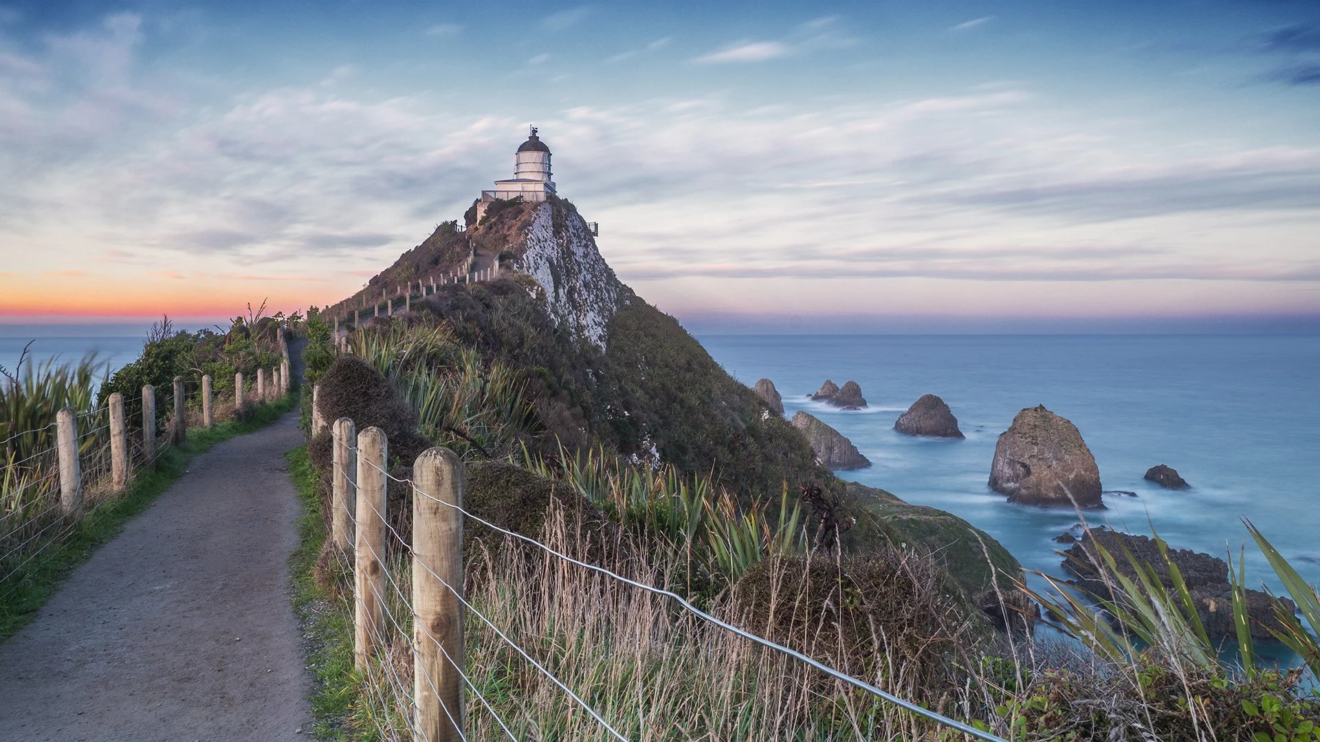 Highly Commended - 6---Neville-Peters---Kaka-Point-Lighthouse.jpg