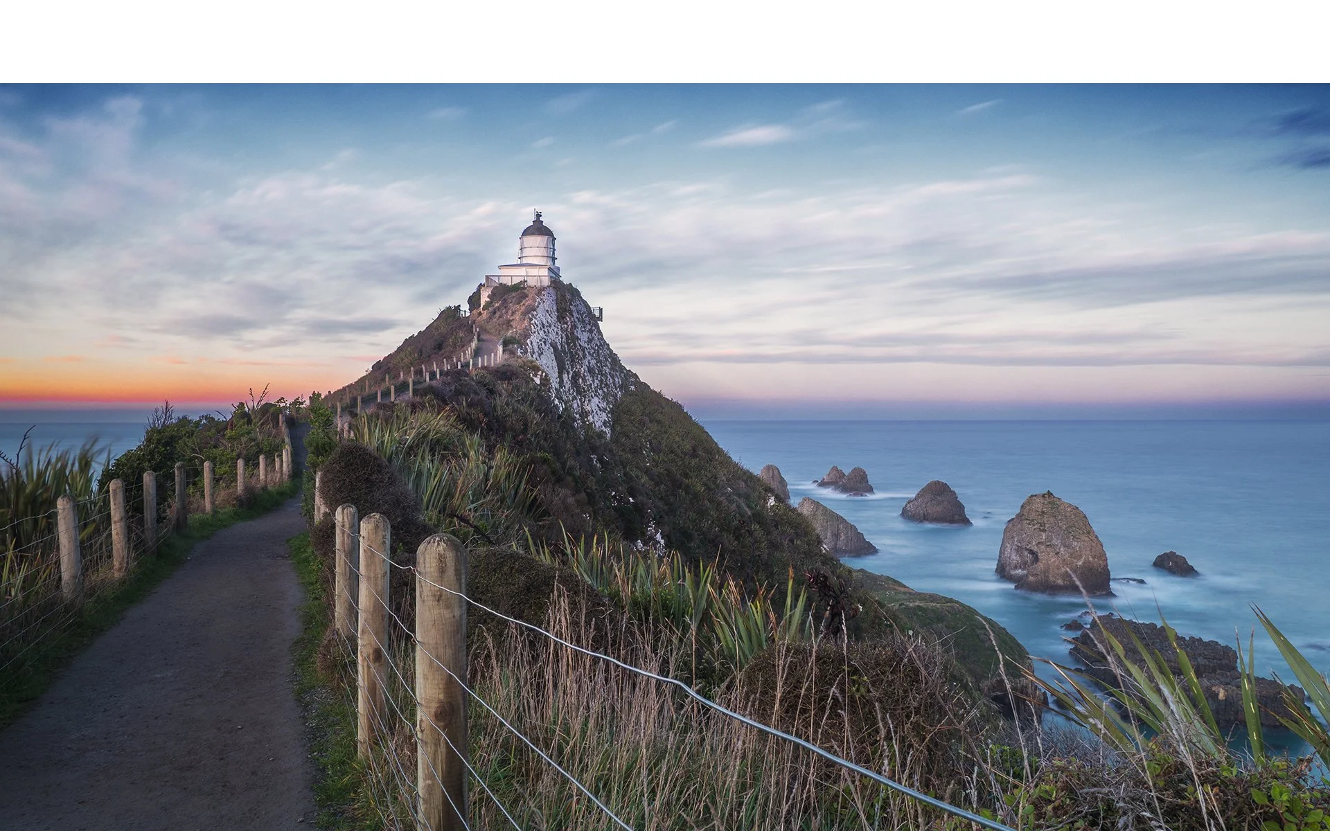 Merit - 7---Neville-Peters---Kaka-Point-Lighthouse.jpg