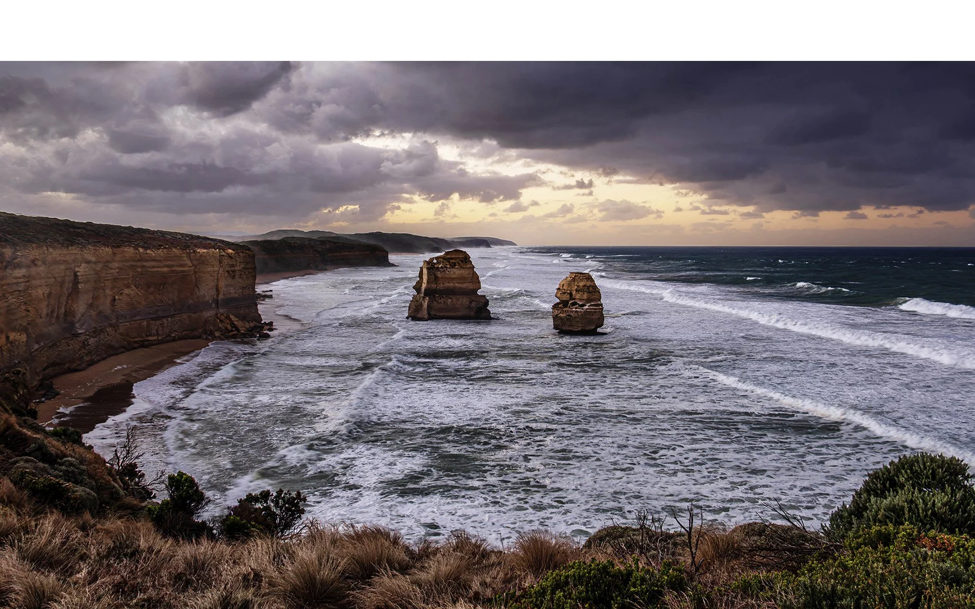 Merit - 7---Catherine-Reading---Great-Ocean-Road-Seascape.jpg