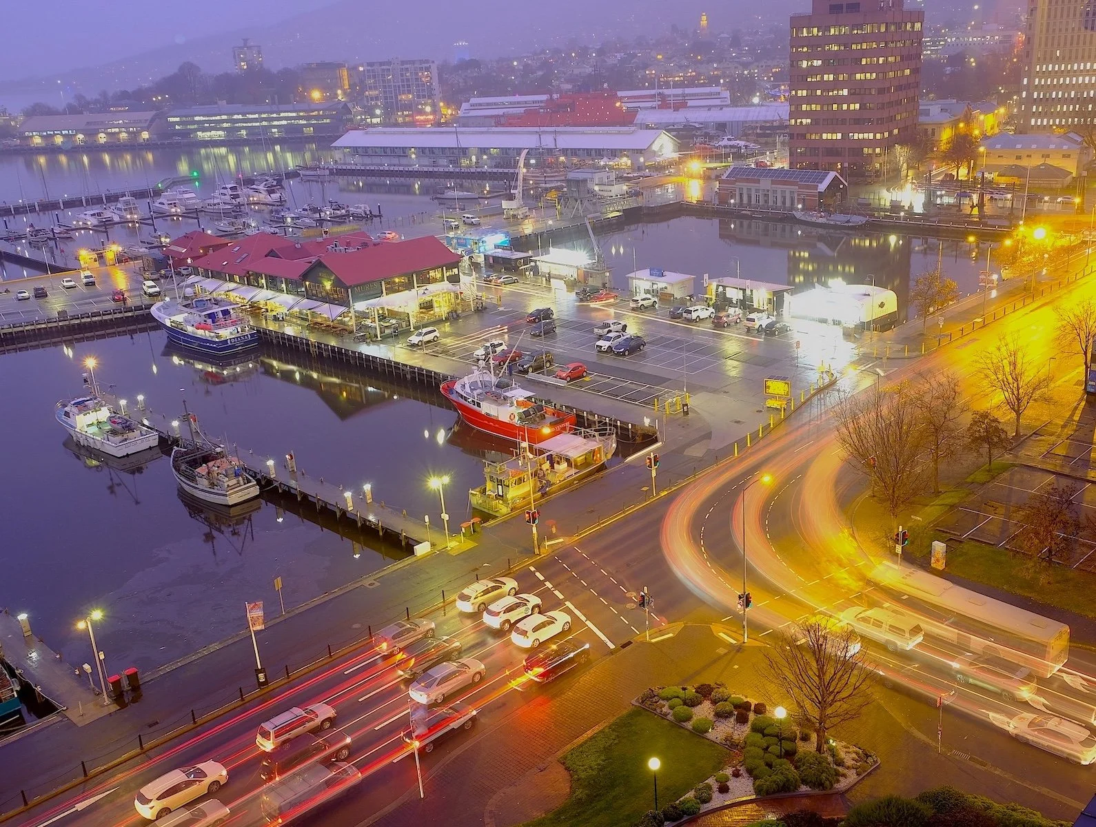 Commended - 5---Ed-Stewart---Night-moves-in-Hobart-town.jpg