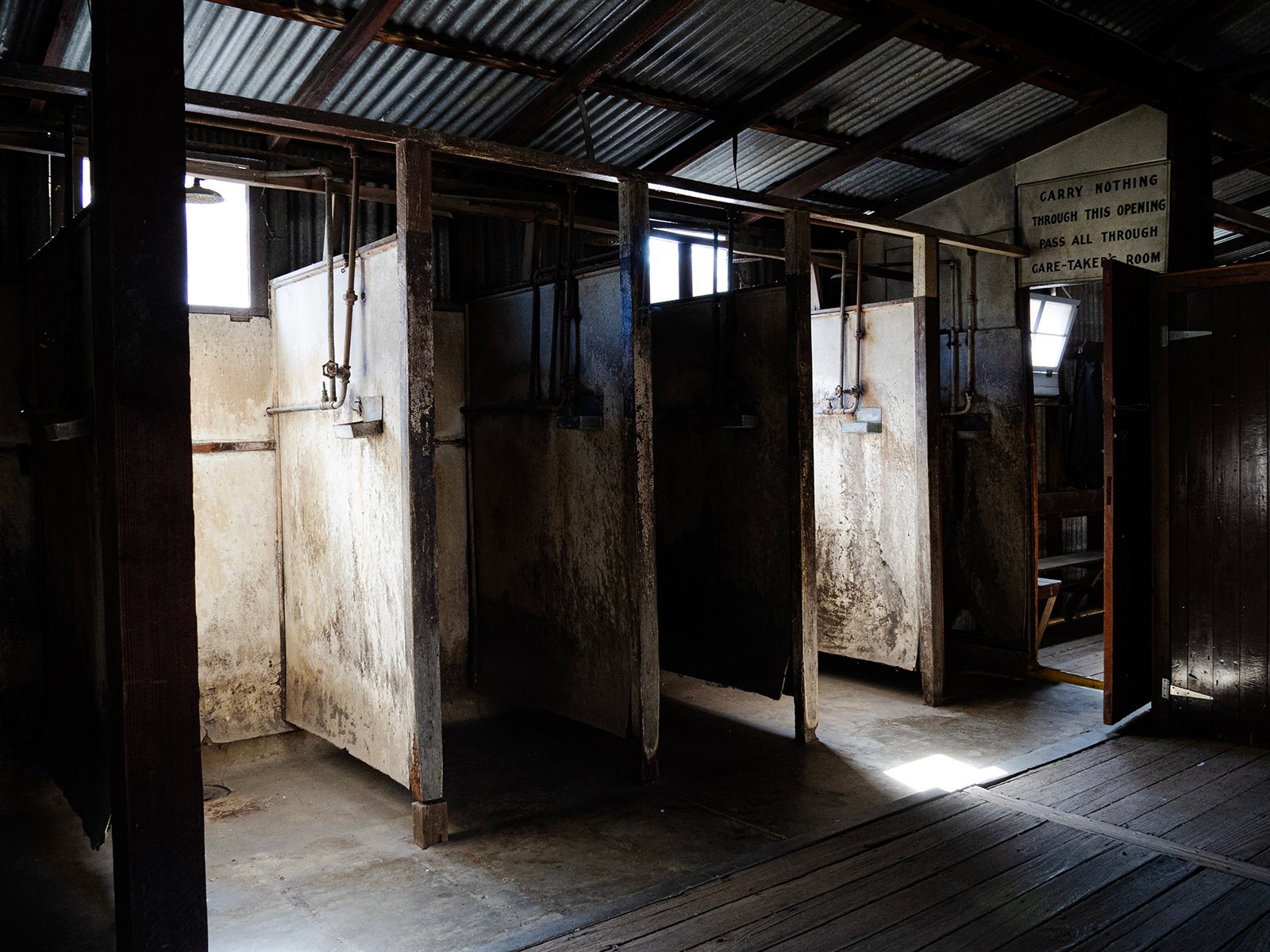 Merit - 8---Anne-Nelson---_The-Old-Gold-Miners-Shower-Block.jpg